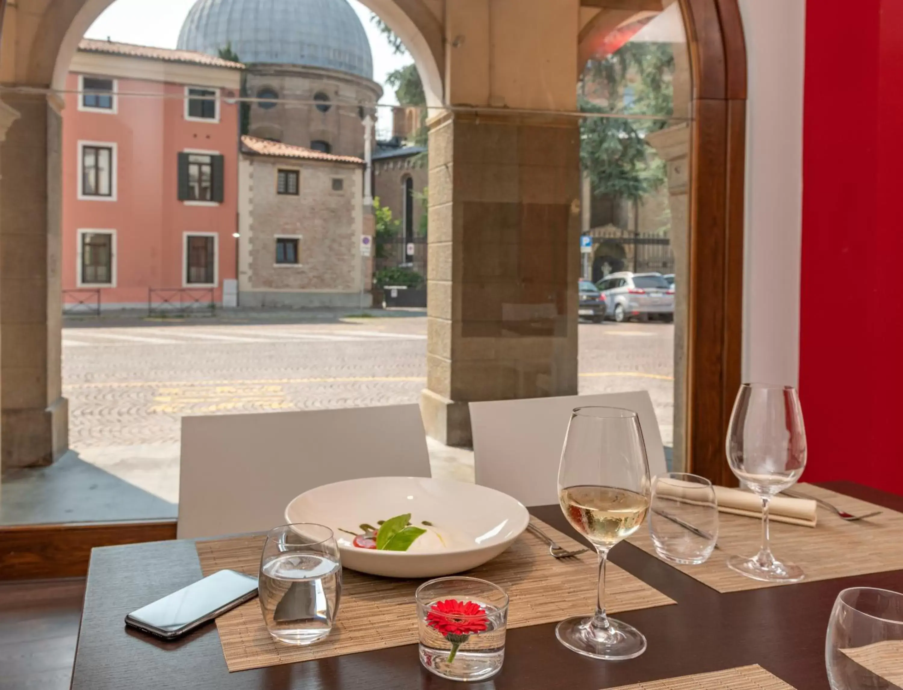 Restaurant/places to eat in Hotel Casa Del Pellegrino