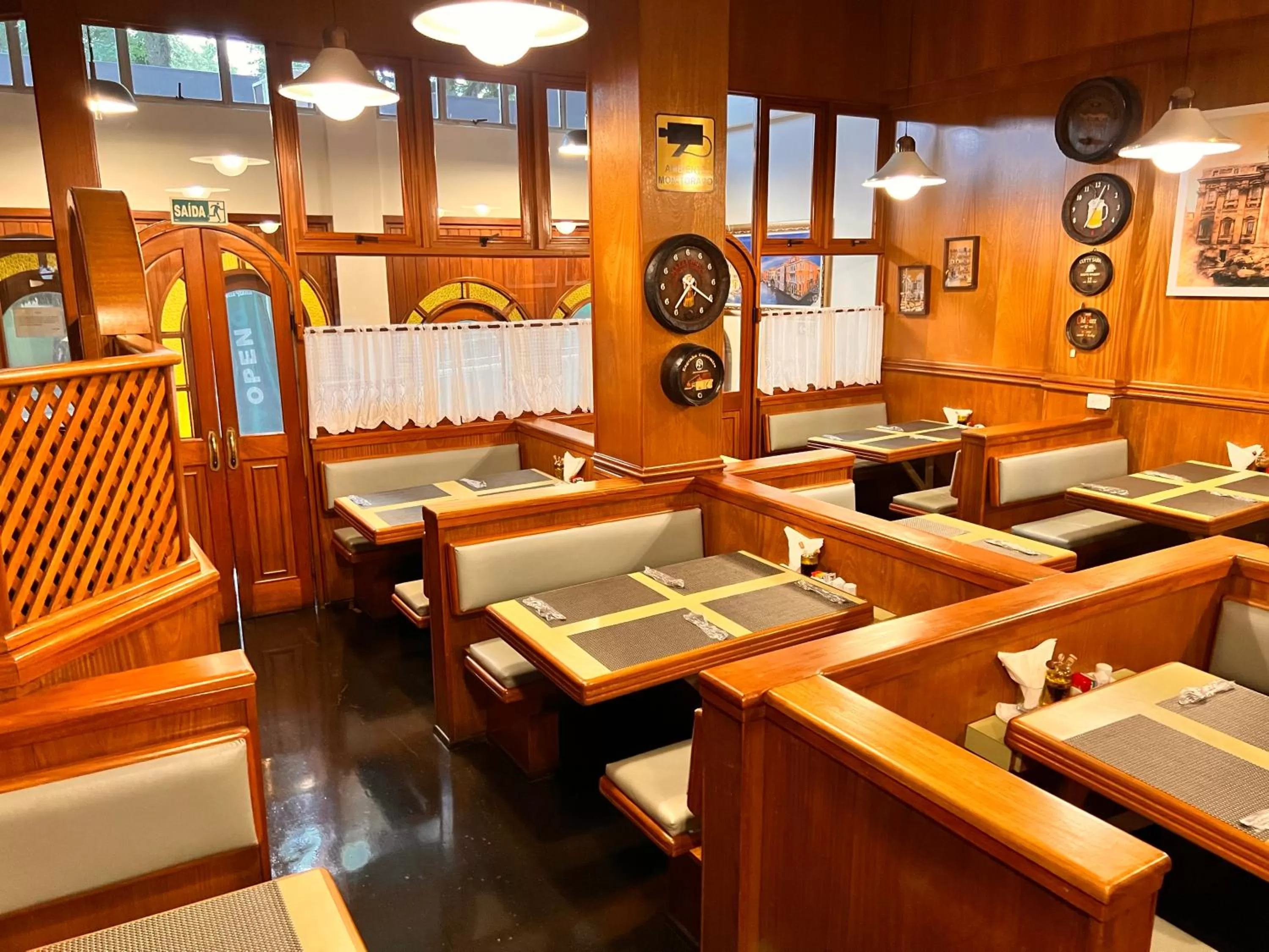 Restaurant/places to eat in Hotel Bella Italia