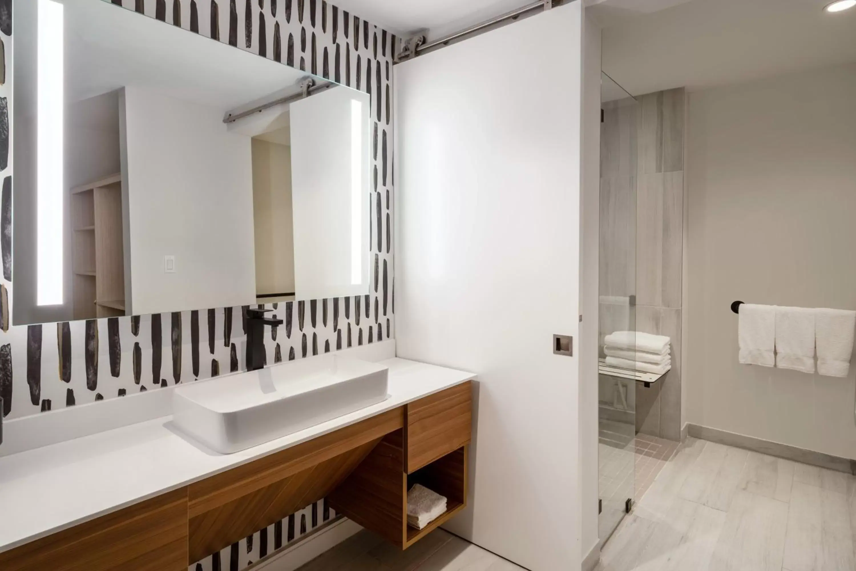 Photo of the whole room, Bathroom in Atwell Suites - Miami Brickell, an IHG Hotel