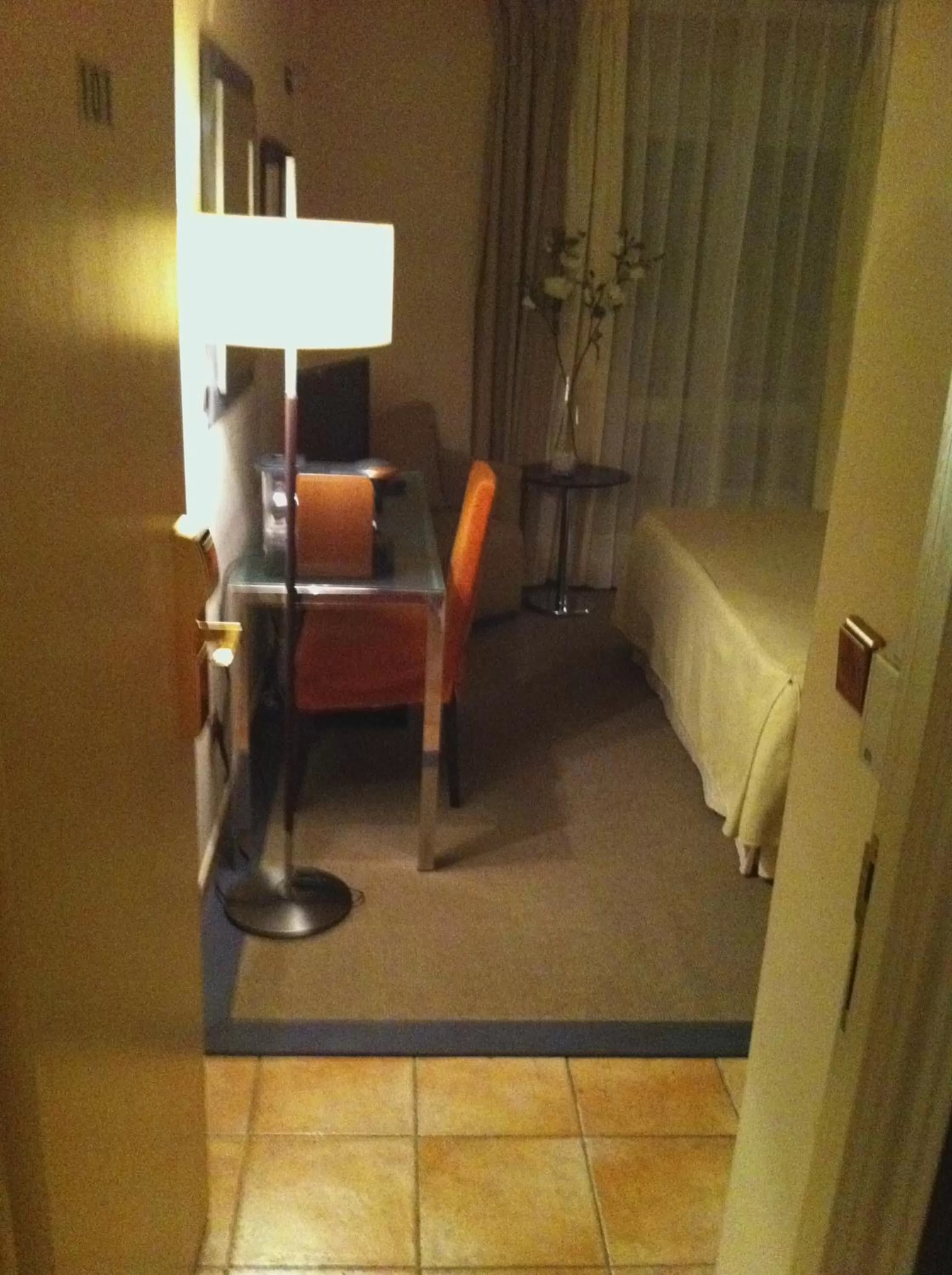 Photo of the whole room in Hotel Villa de Utrillas