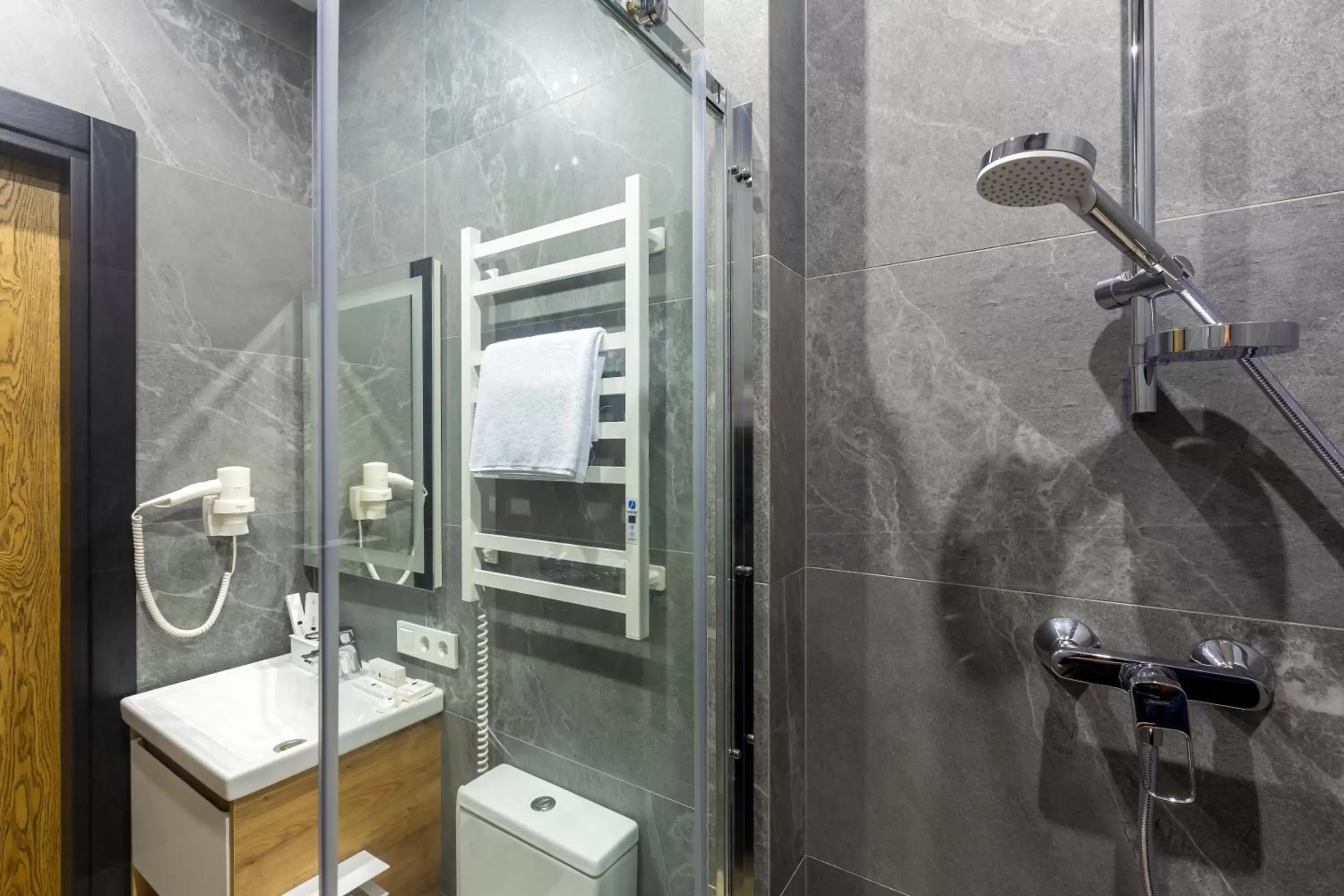 Superior King Room in Ribas Rooms Bila Tserkva Superior King Room in Ribas Rooms Bila Tserkva