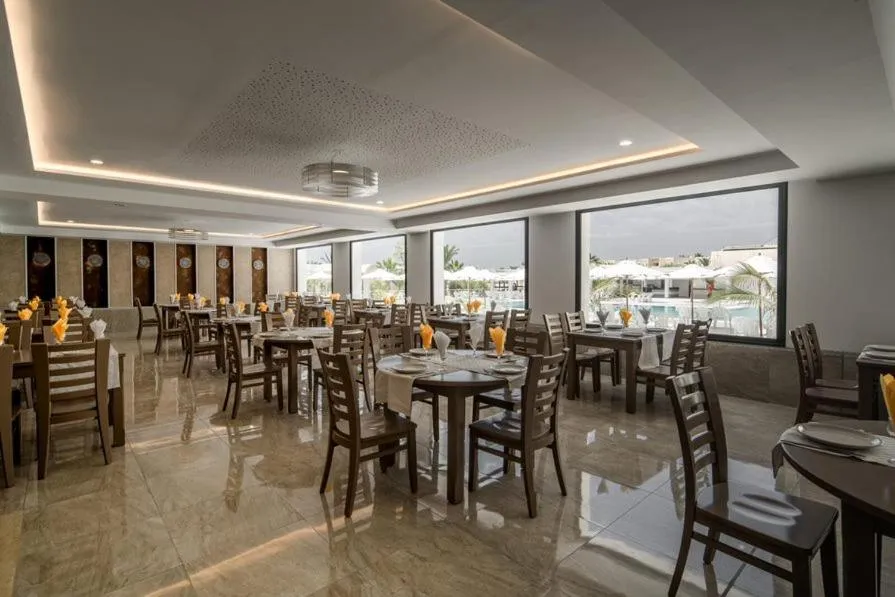 Restaurant/places to eat in Dar Khayam