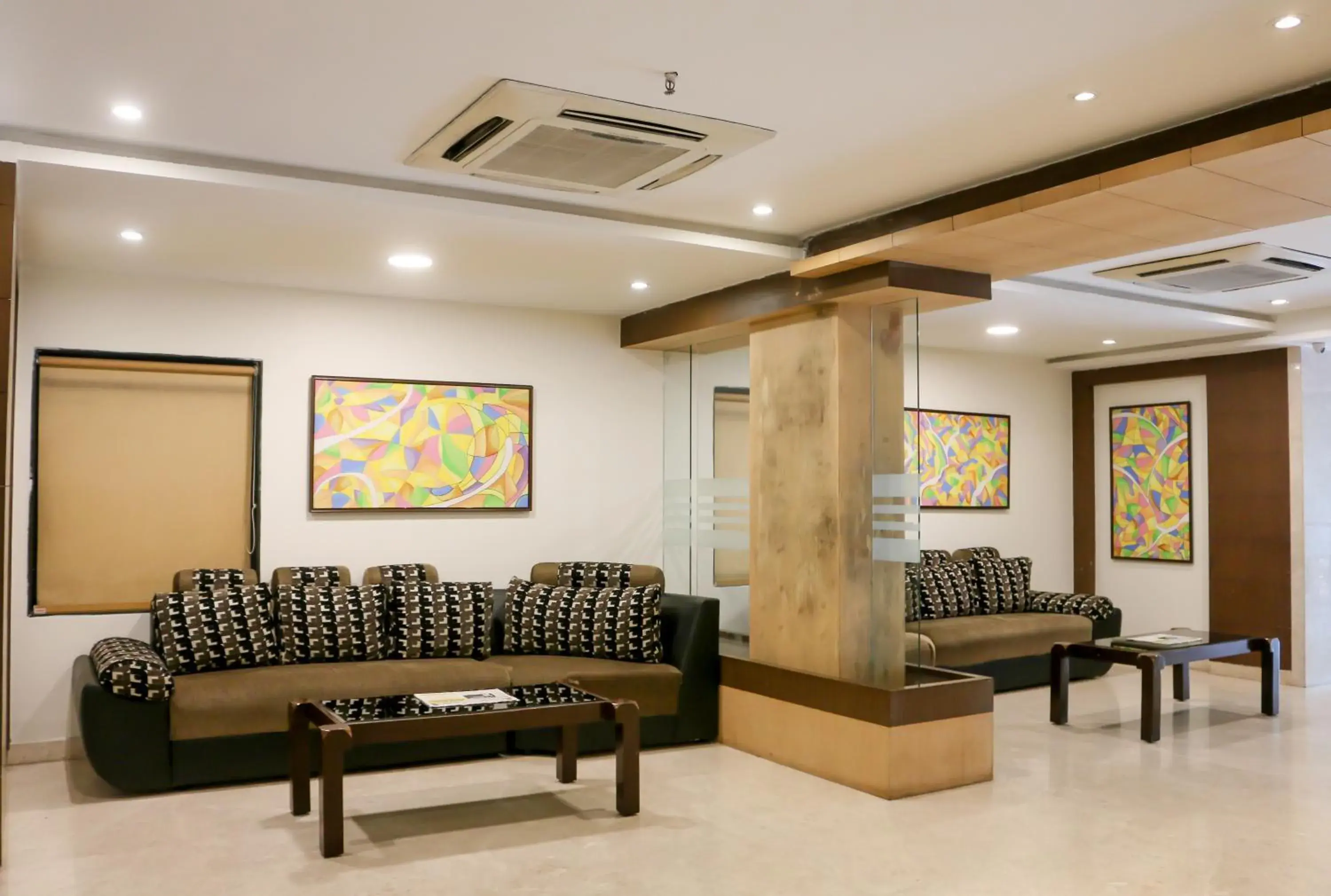Lobby or reception in Hotel Winsar Park Lobby or reception in Hotel Winsar Park