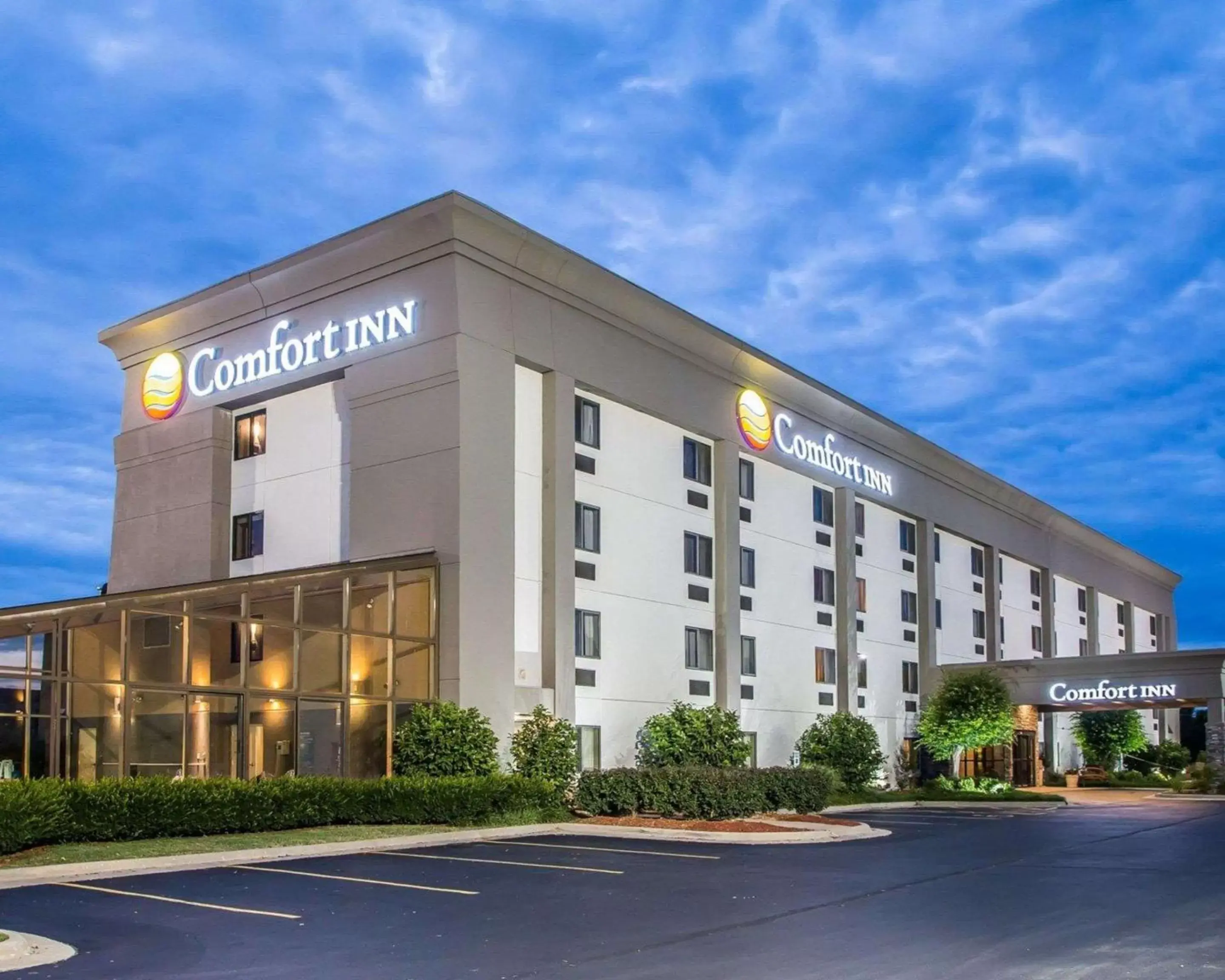 Property Building in Comfort Inn South - Springfield