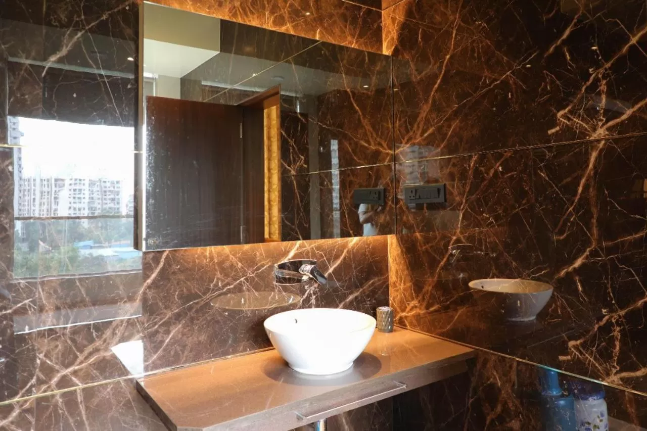 Shower, Bathroom in Hotel Gurudev Grand