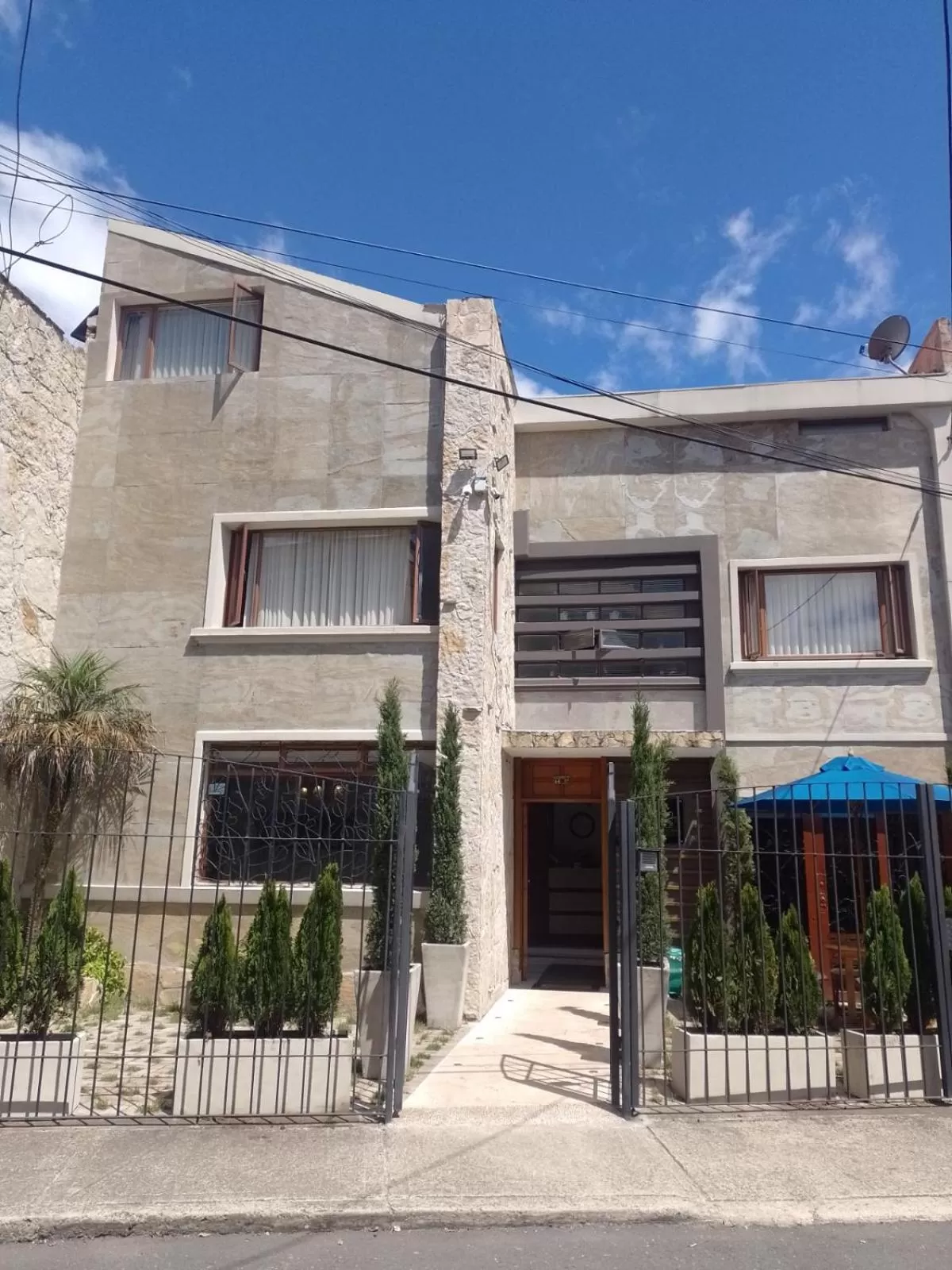 Property building in Hotel Boutique Quinta Camacho