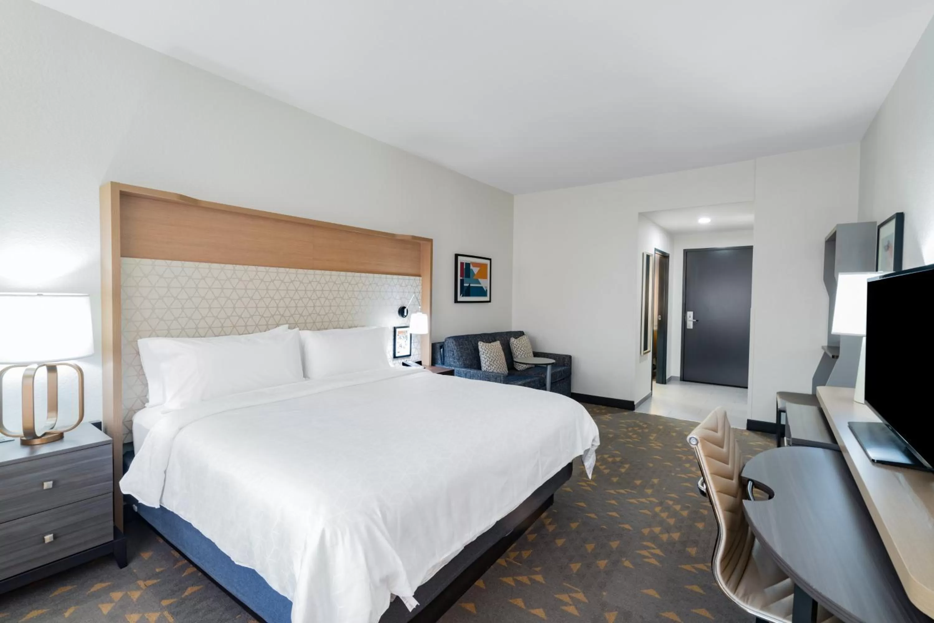 Photo of the whole room, Bed in Holiday Inn Southaven Central - Memphis by IHG