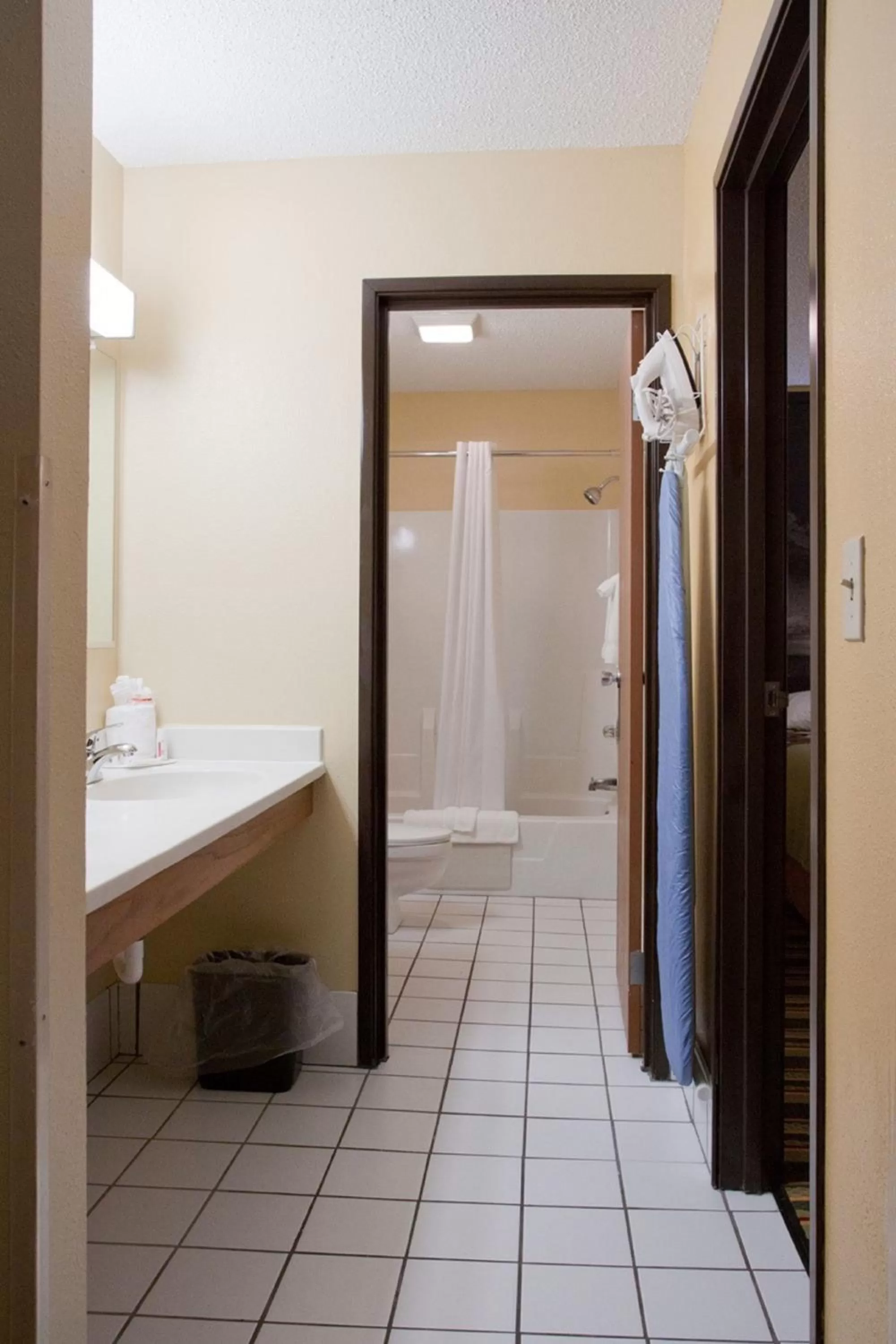 Bathroom in Super 8 by Wyndham Ottawa Starved Rock