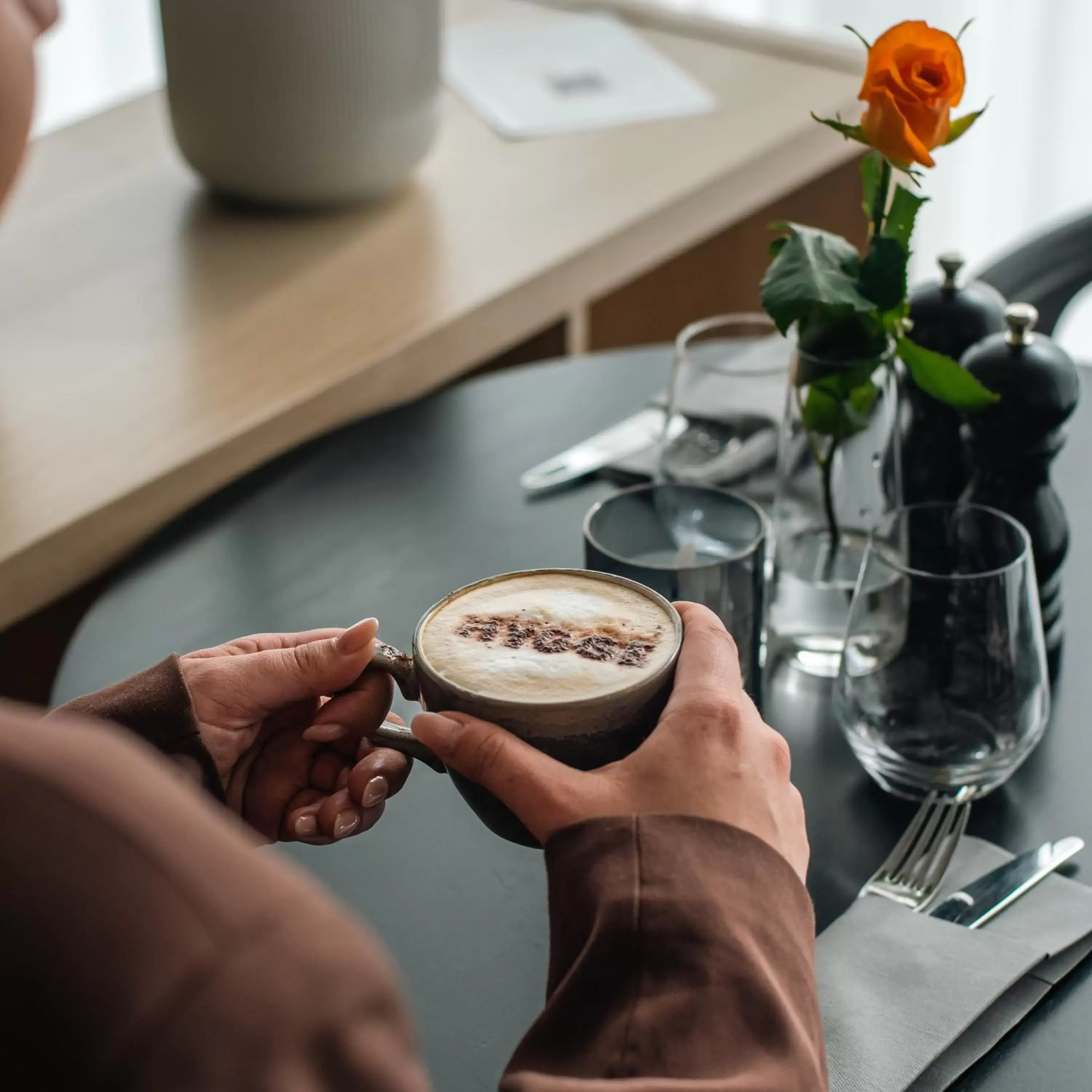 Coffee/tea facilities in Courtyard by Marriott Reykjavik Keflavik Airport