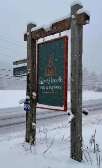 Property logo or sign, Winter in Stone Hearth Inn and Eatery