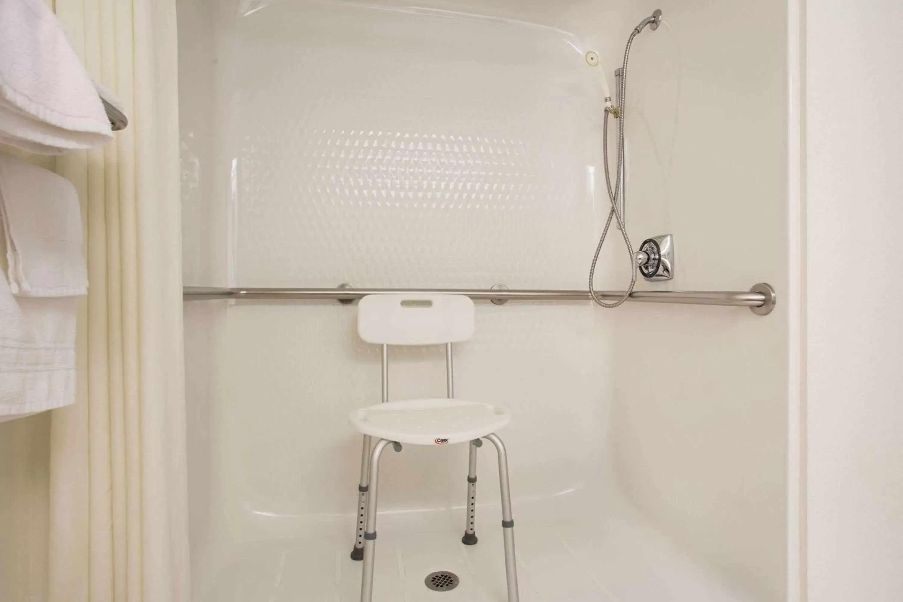 Shower, Bathroom in Super 8 by Wyndham New Hampton
