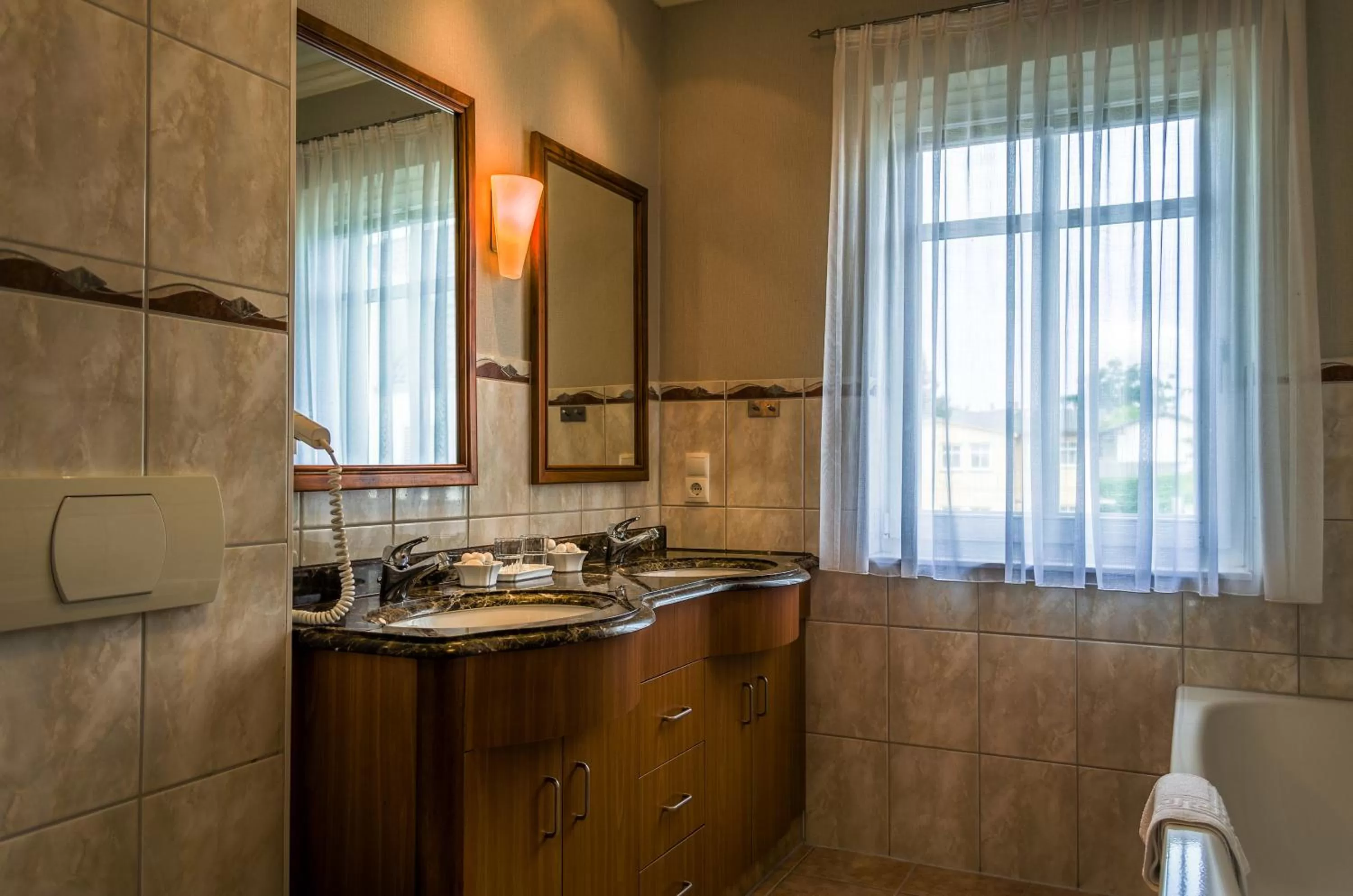 Bathroom in Hotel Meereswelle - Anno 1875