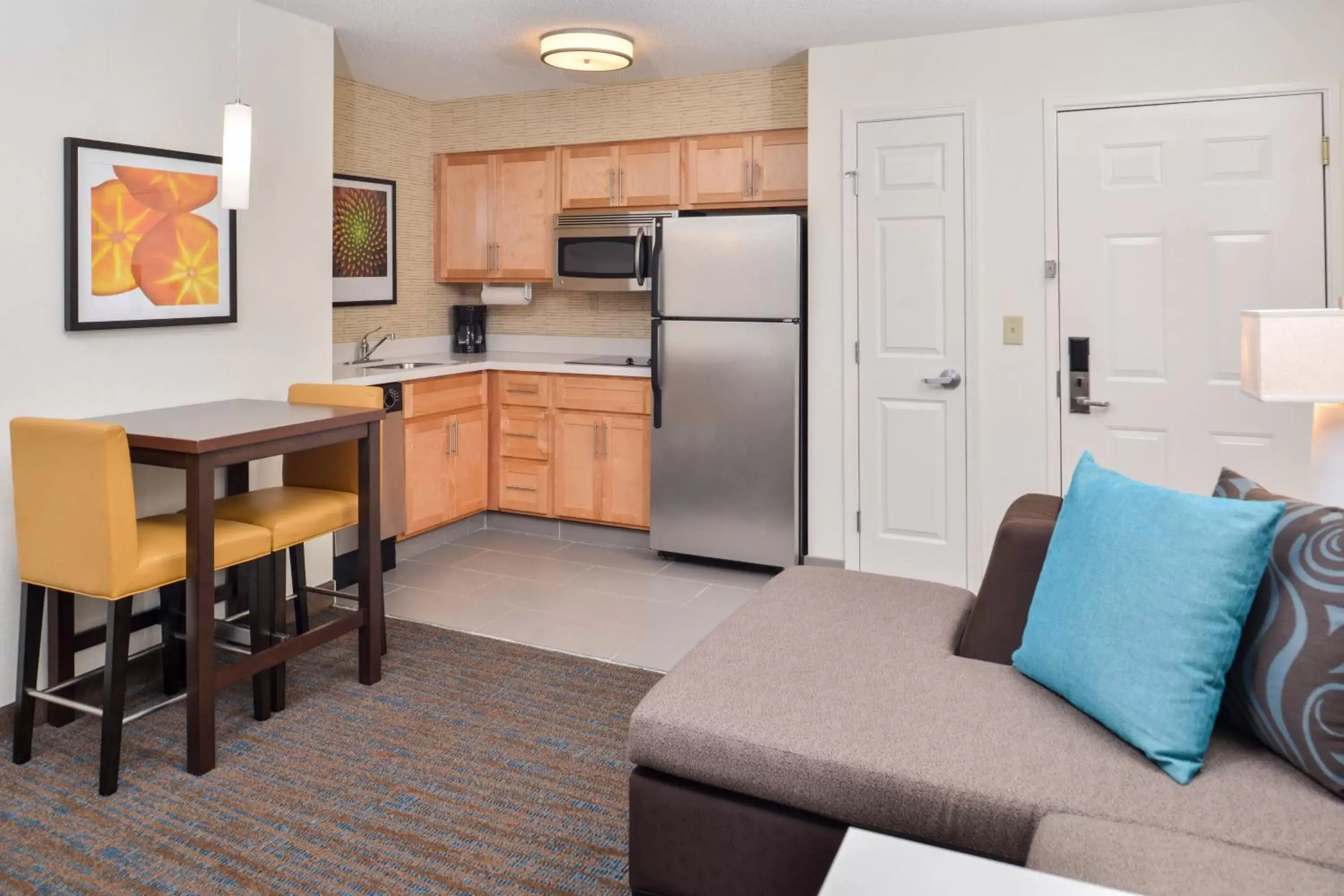 Bedroom, Kitchen/Kitchenette in Residence Inn by Marriott Branson
