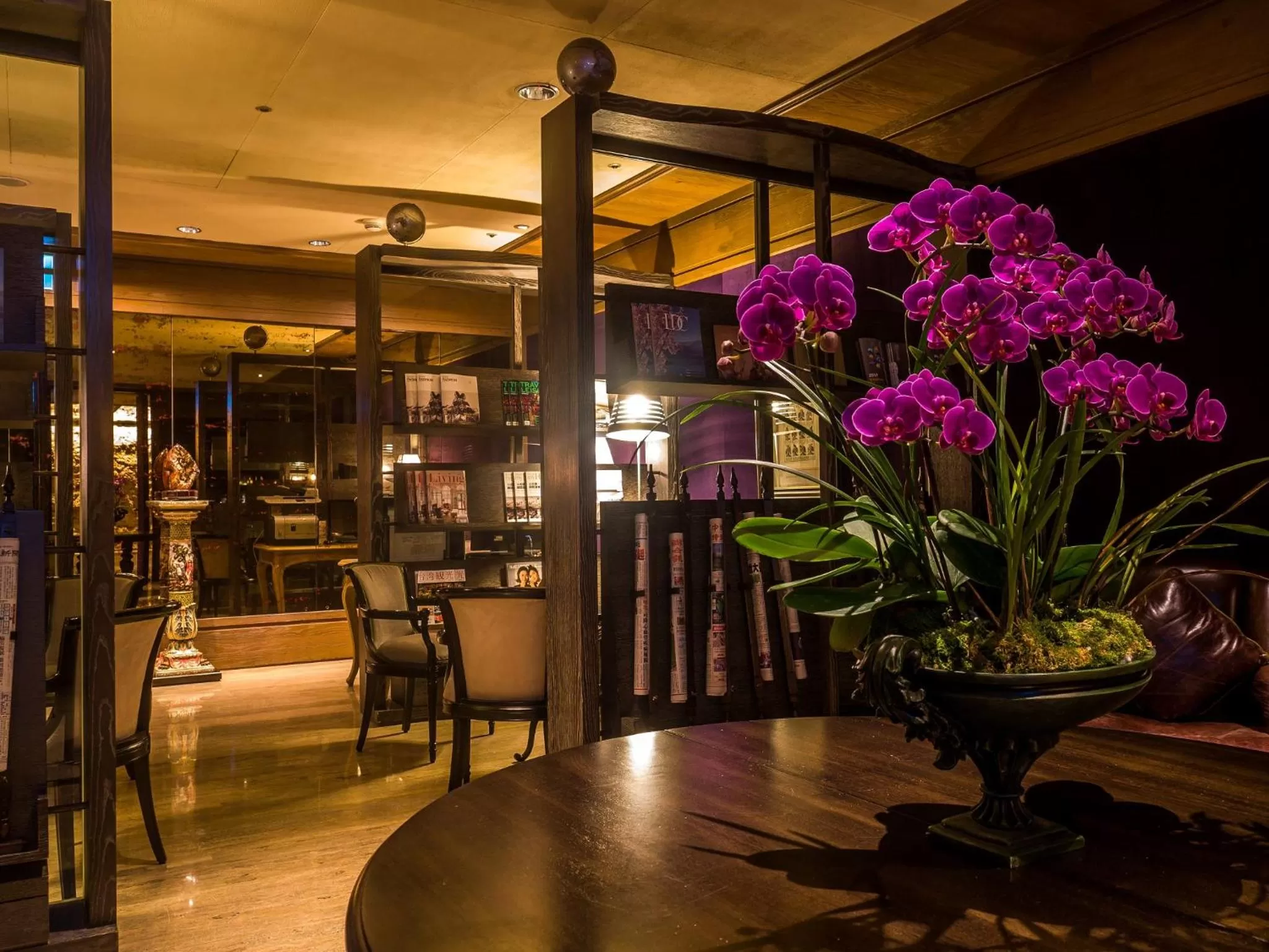 Business facilities in Palais de Chine Hotel