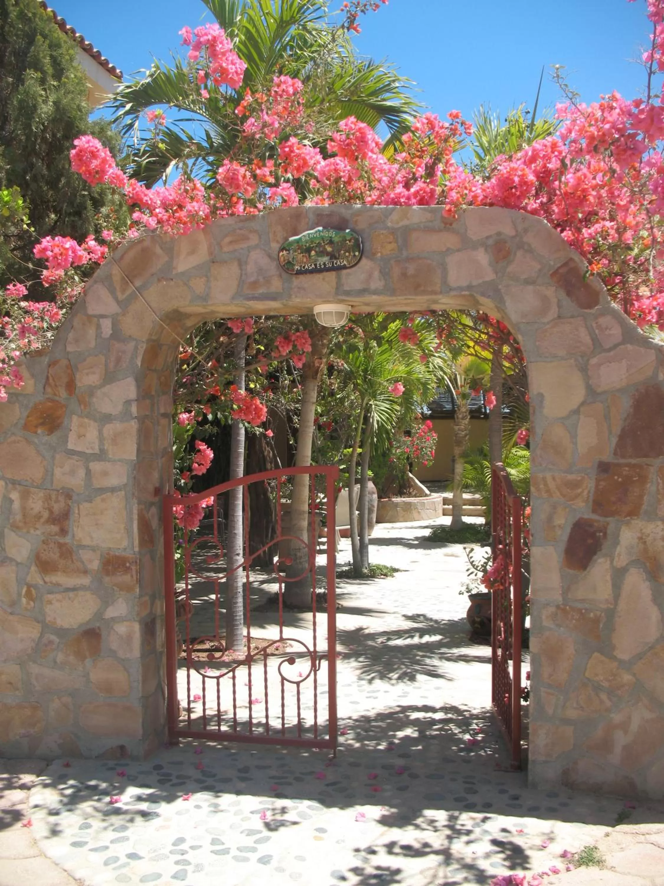 Facade/entrance in Hacienda De Palmas