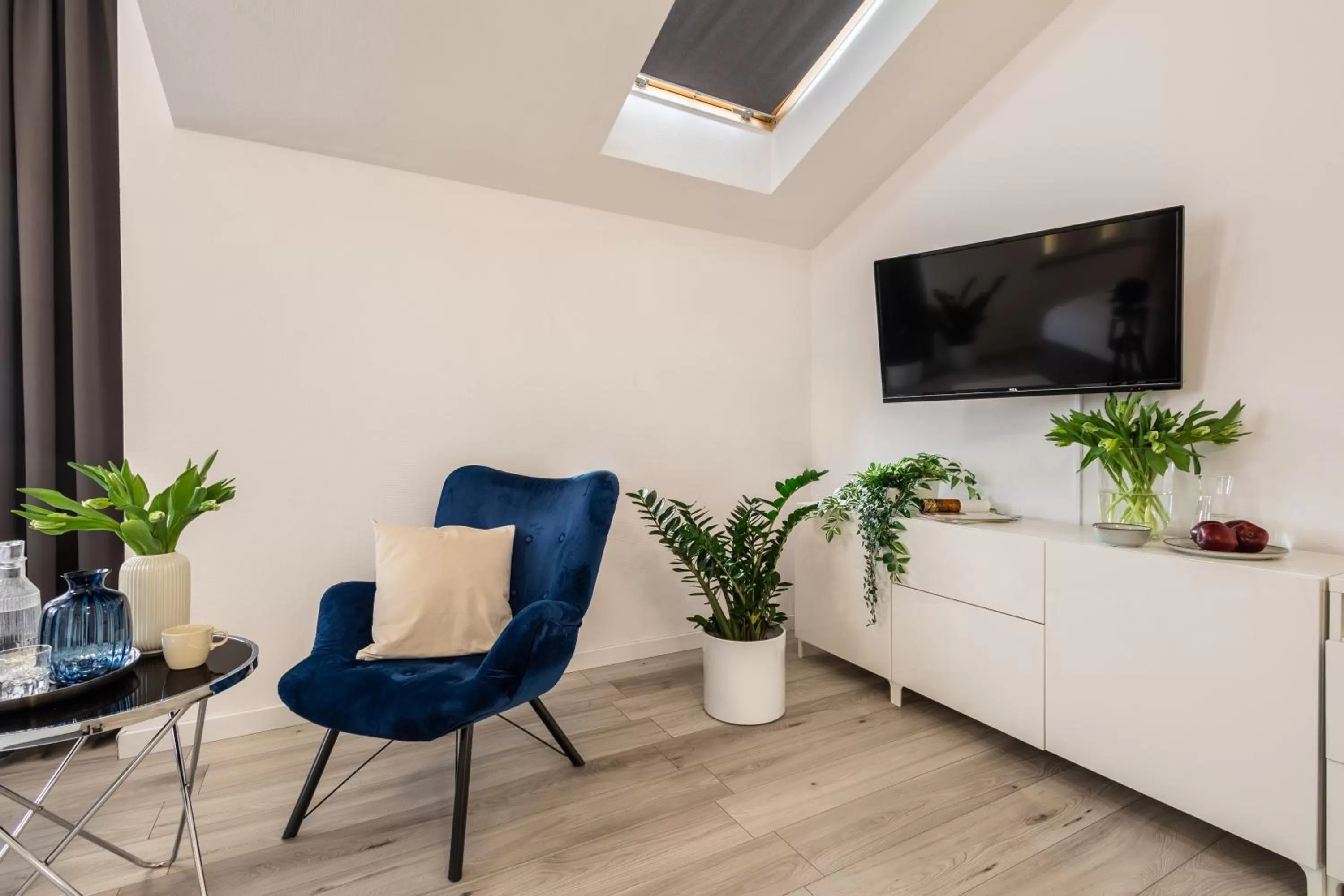 TV and multimedia in Hotel Sofia by The Railway Station Wroclaw