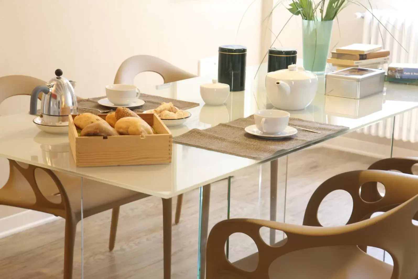 Dining area in Corte San Luca Apartments