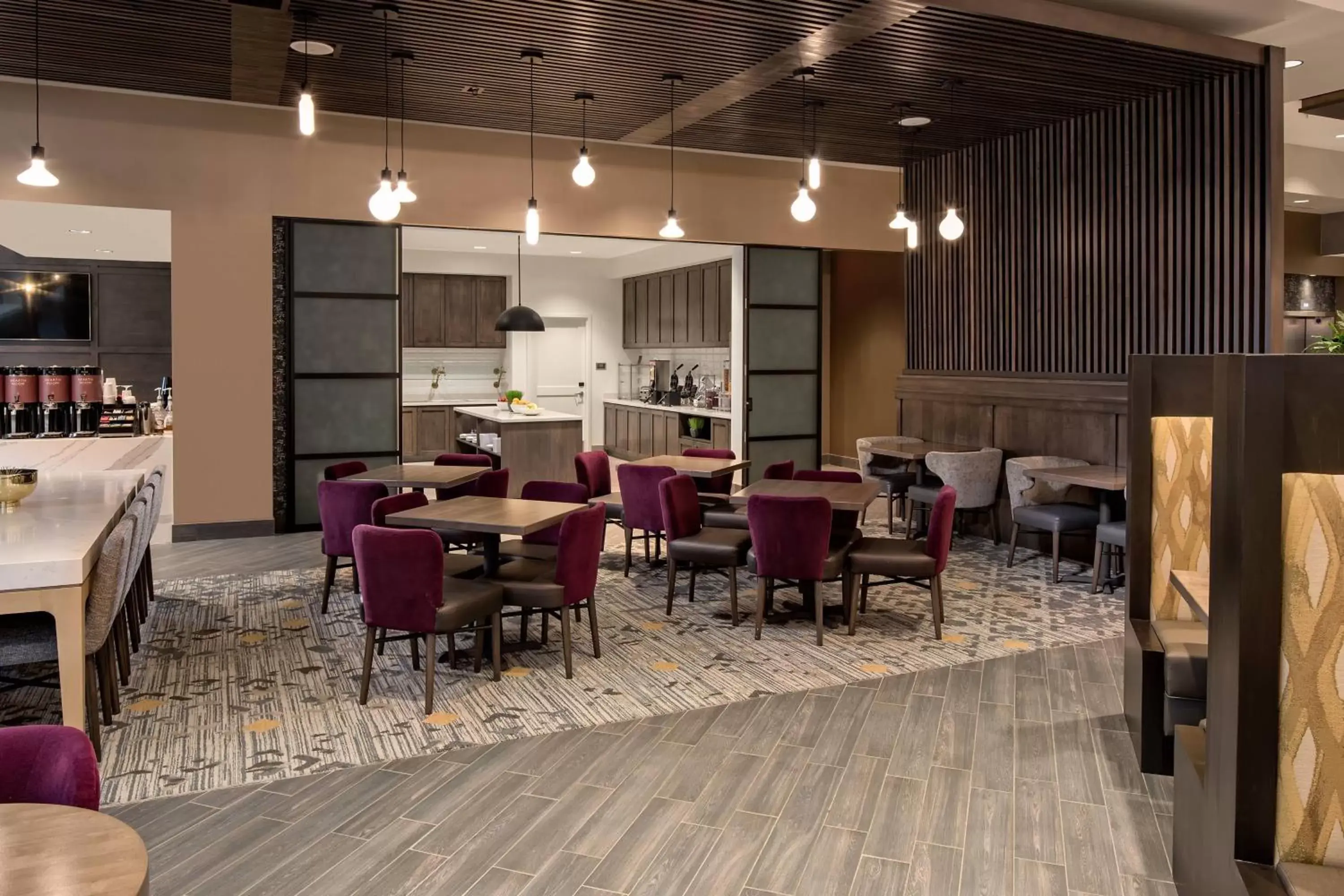 Restaurant/Places to Eat in Residence Inn by Marriott Boise Downtown City Center