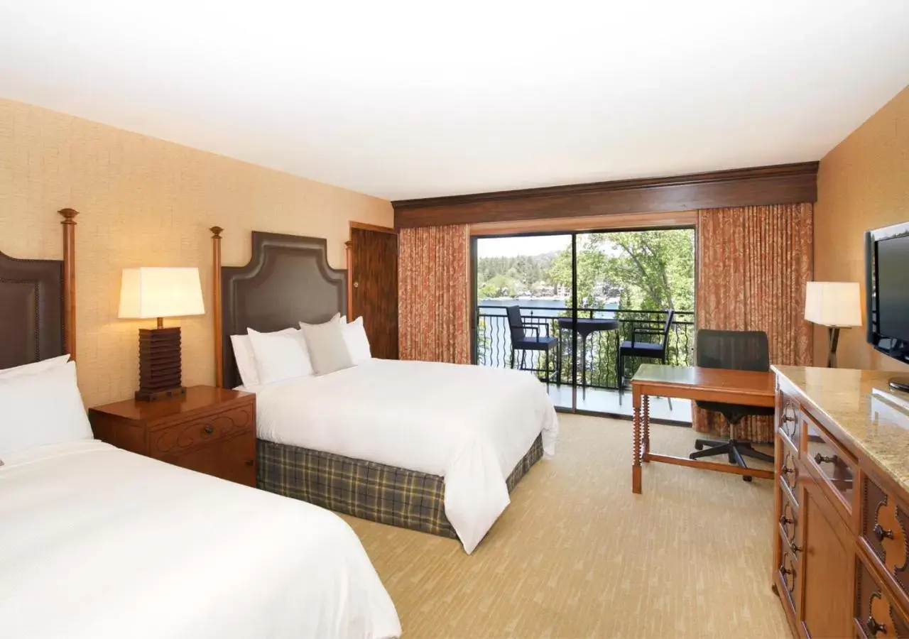 Bed in Lake Arrowhead Resort & Spa Bed in Lake Arrowhead Resort & Spa