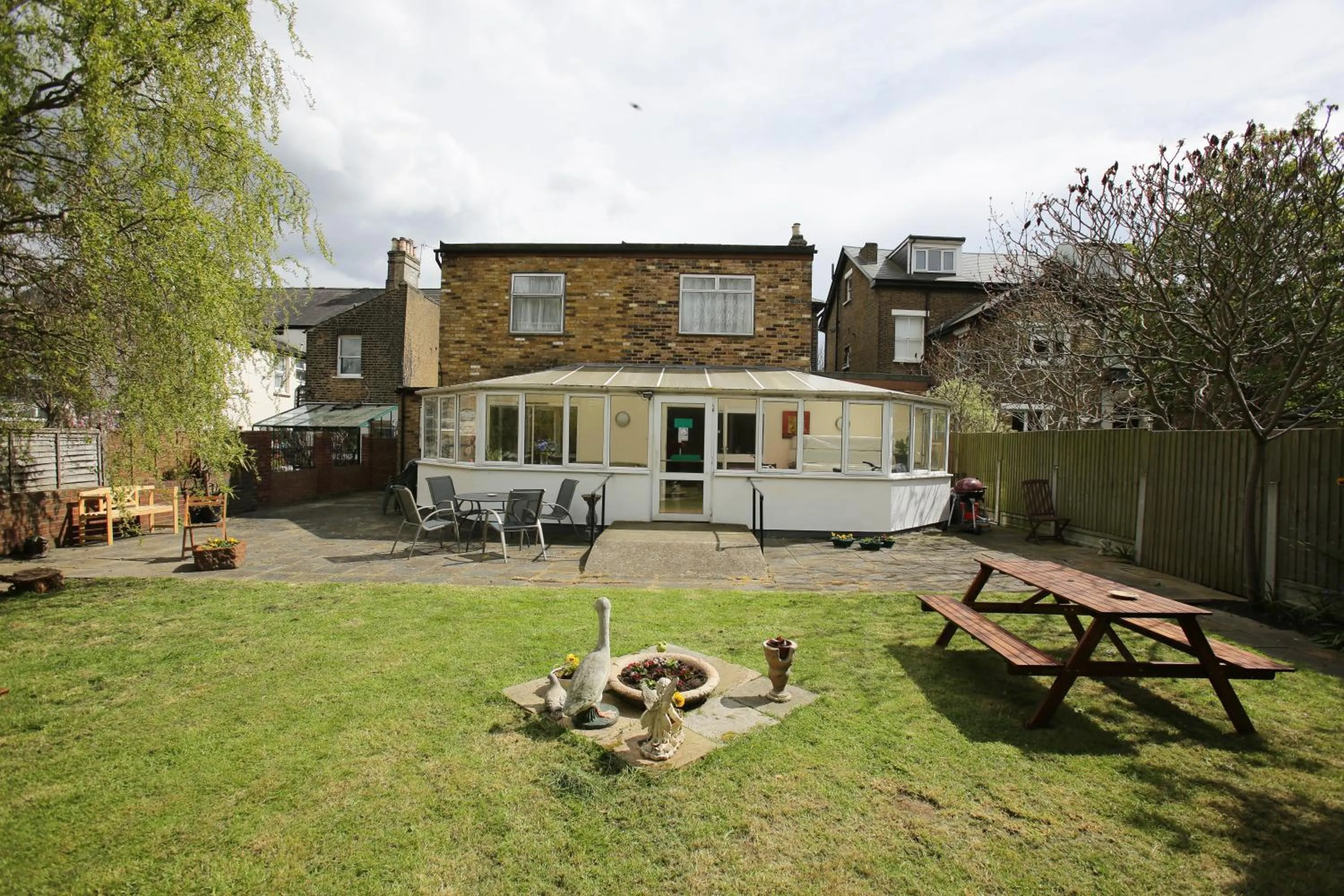 Property Building in Manor House London