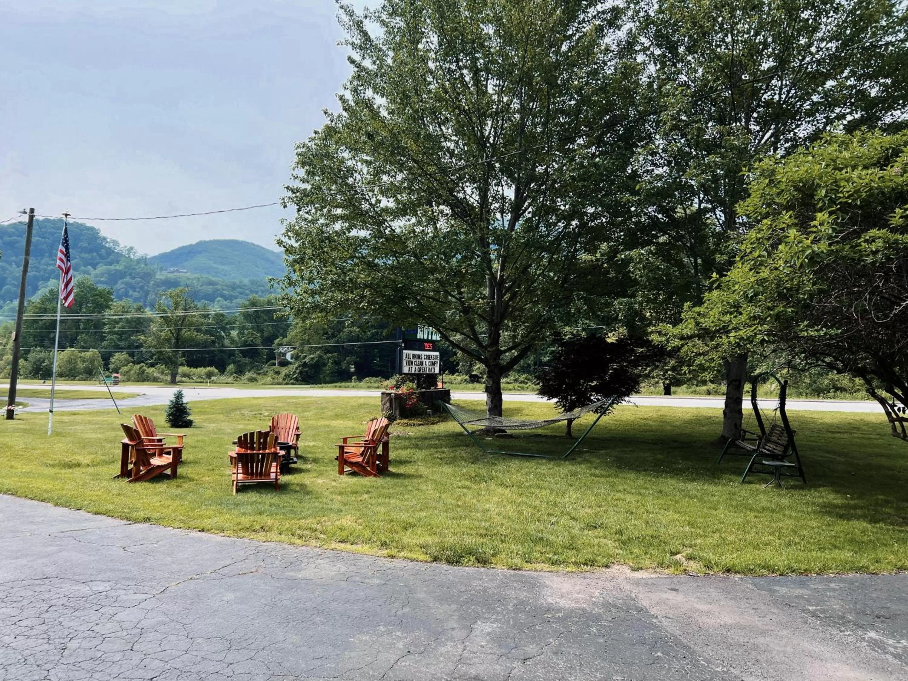 Mountain view in Stony Creek Motel