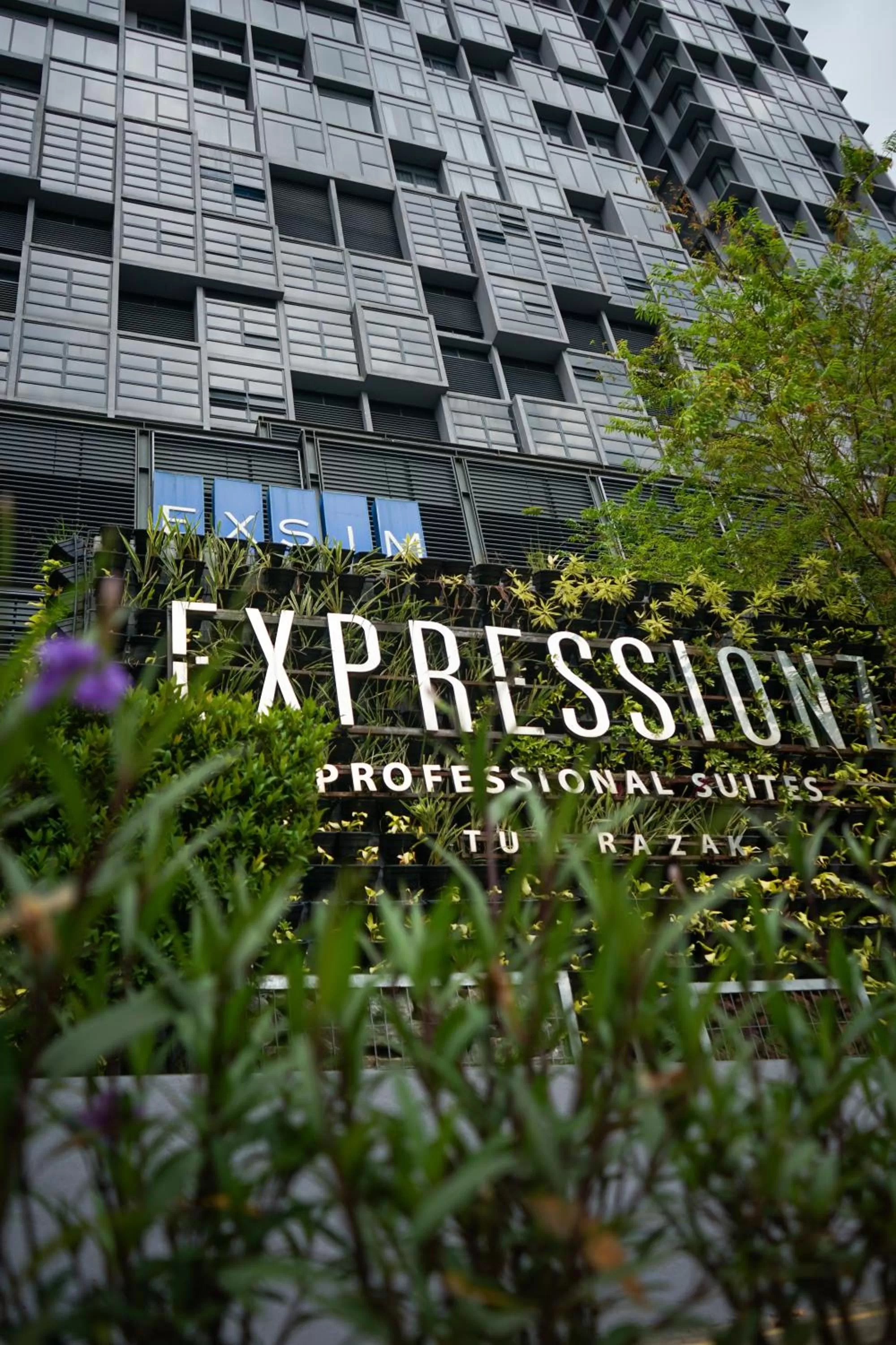 Property logo or sign in Expressionz Suites KL by Perfect Host
