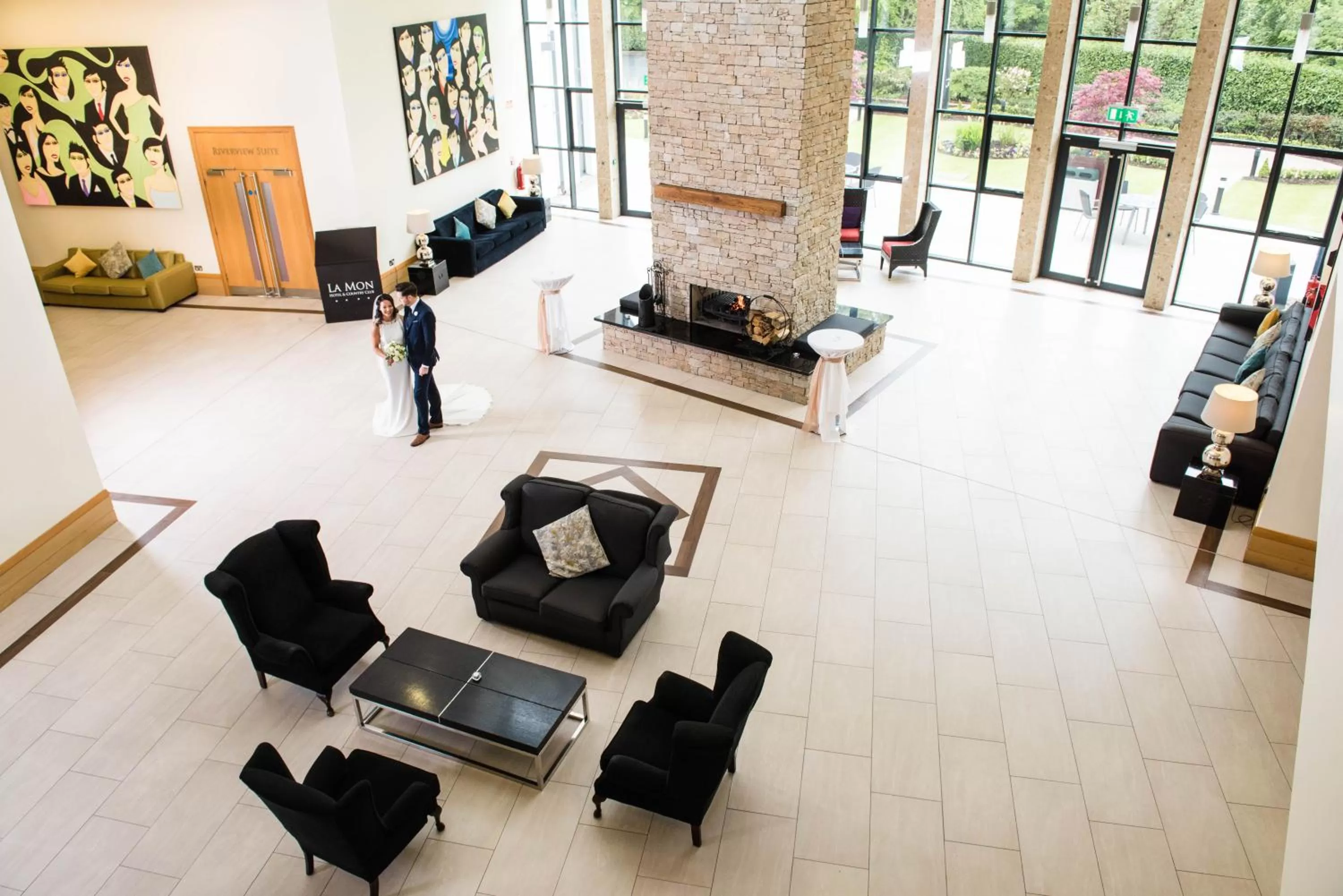 Banquet/Function facilities in La Mon Hotel & Country Club