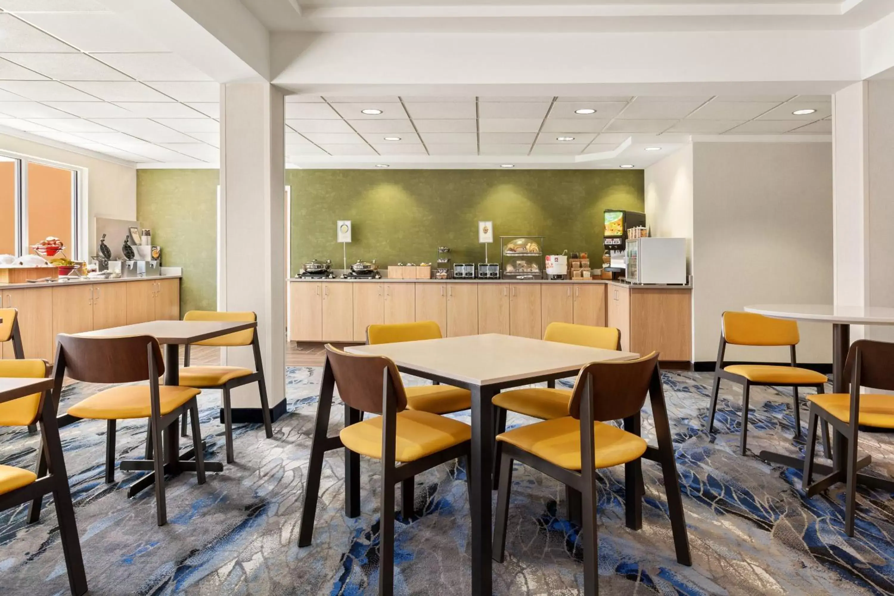 Breakfast, Restaurant/Places to Eat in Fairfield Inn & Suites by Marriott Reno Sparks