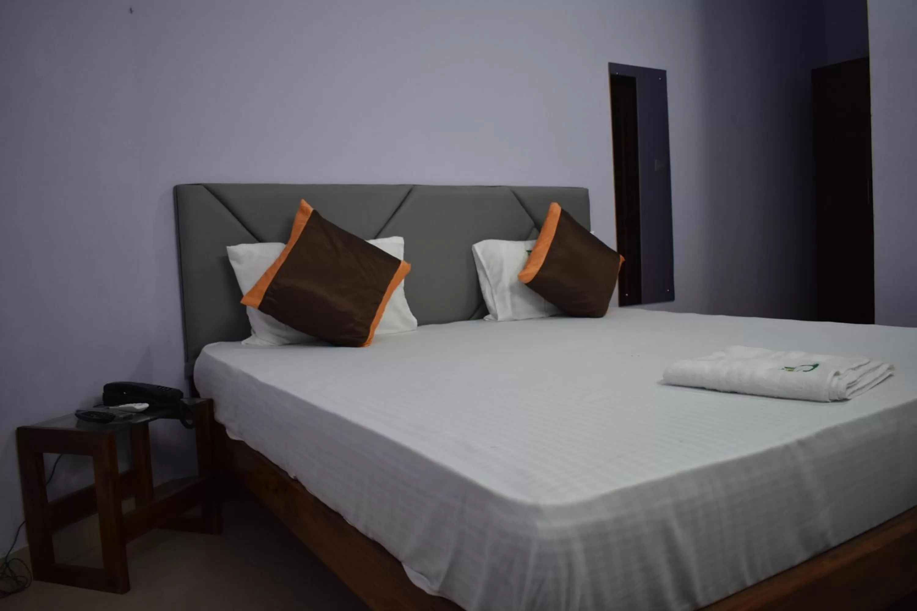 Bed in HOTEL PURI GREENS