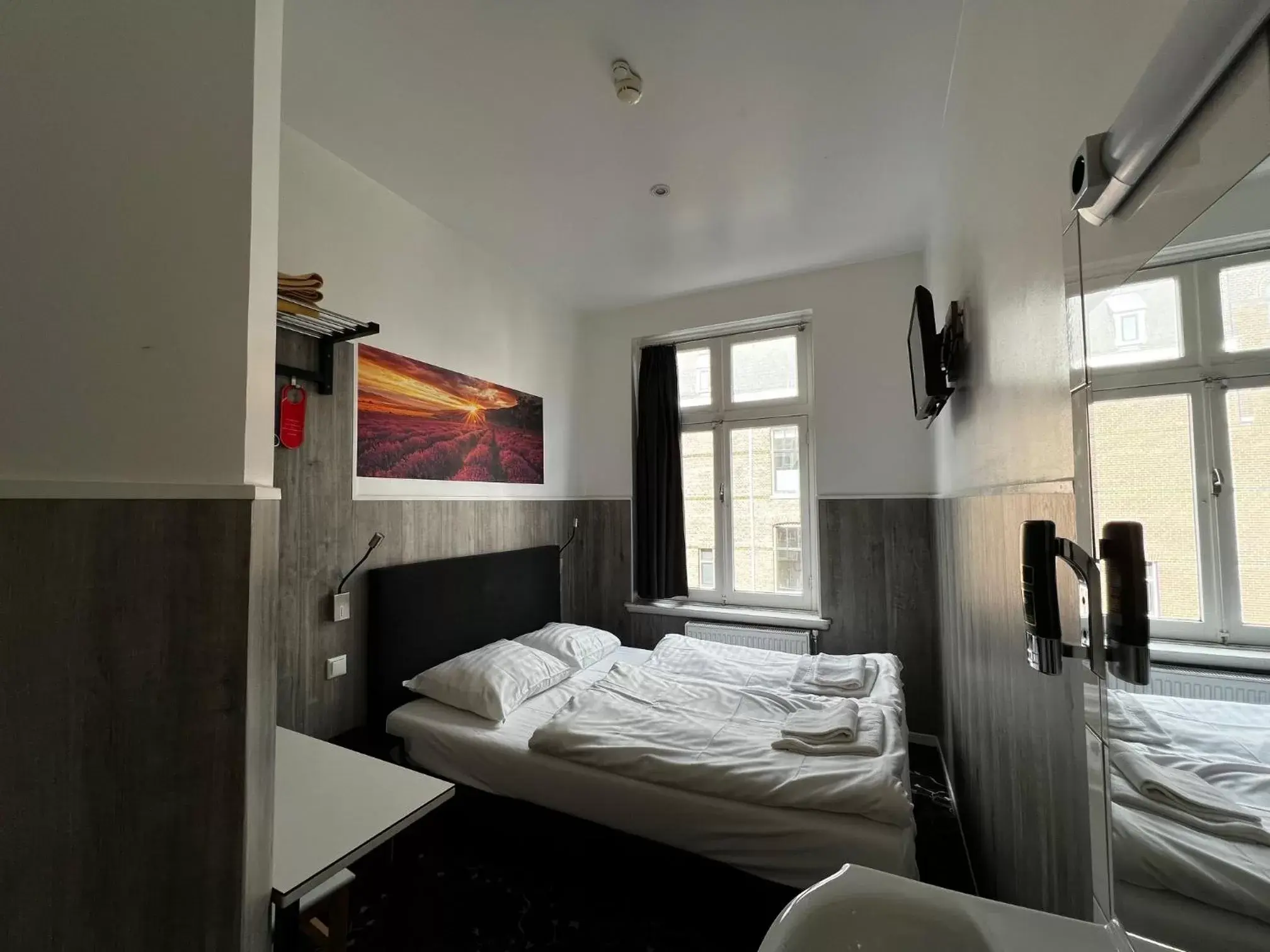Bedroom in Budget Trianon Hotel