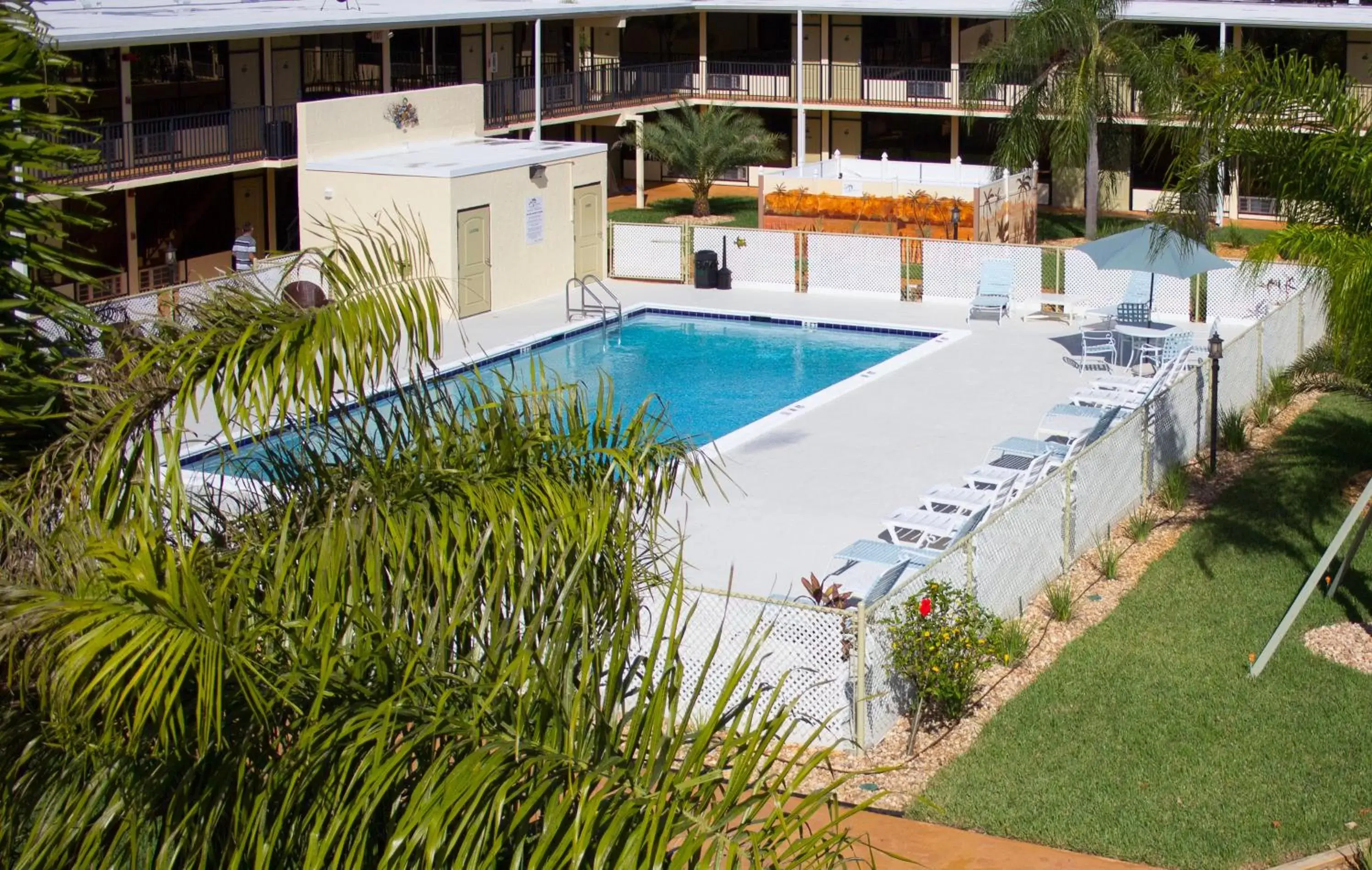 Swimming pool, Pool View in At Home Inn - Fort Pierce