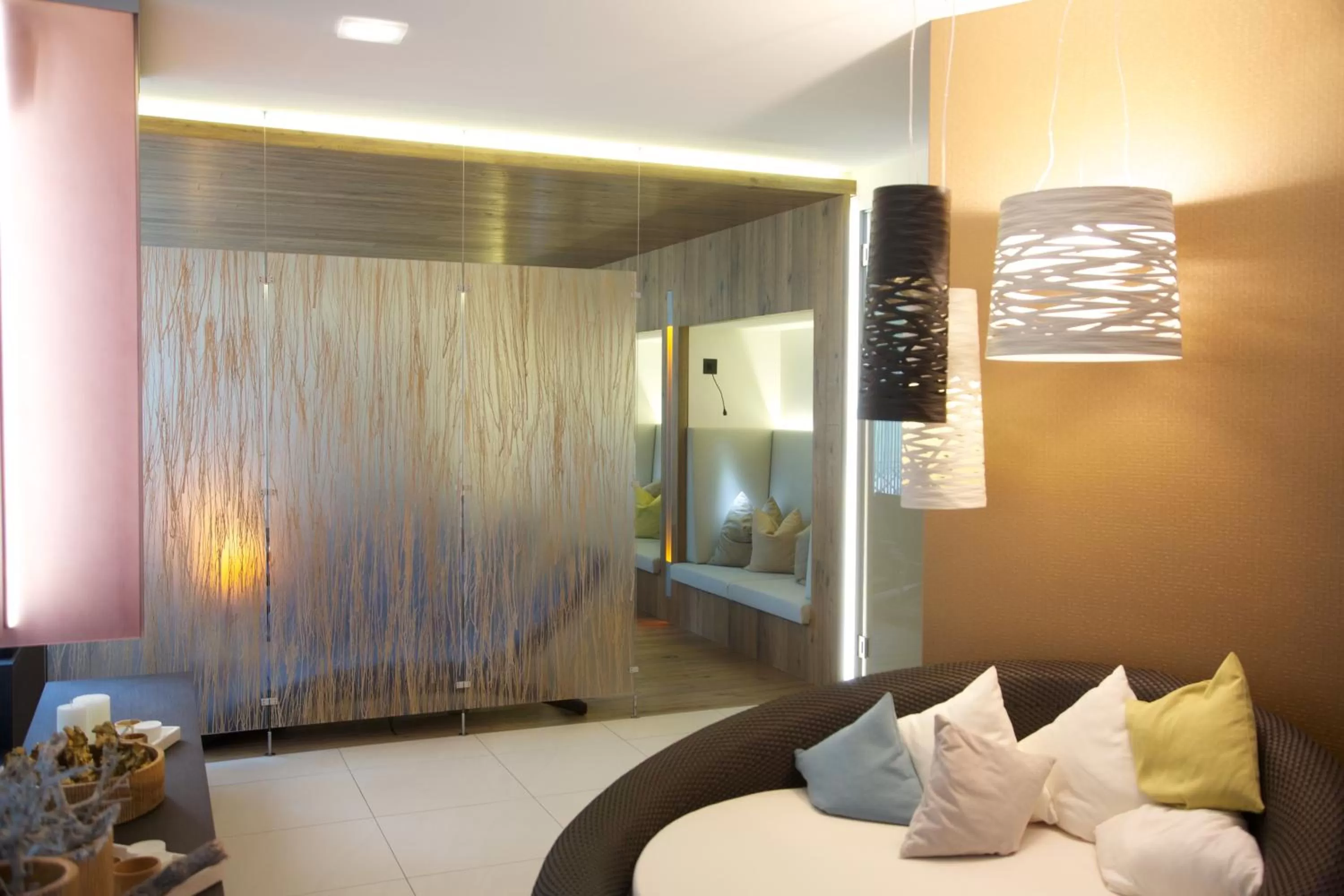 Spa and wellness centre/facilities, Bed in Steigenberger Hotel Der Sonnenhof