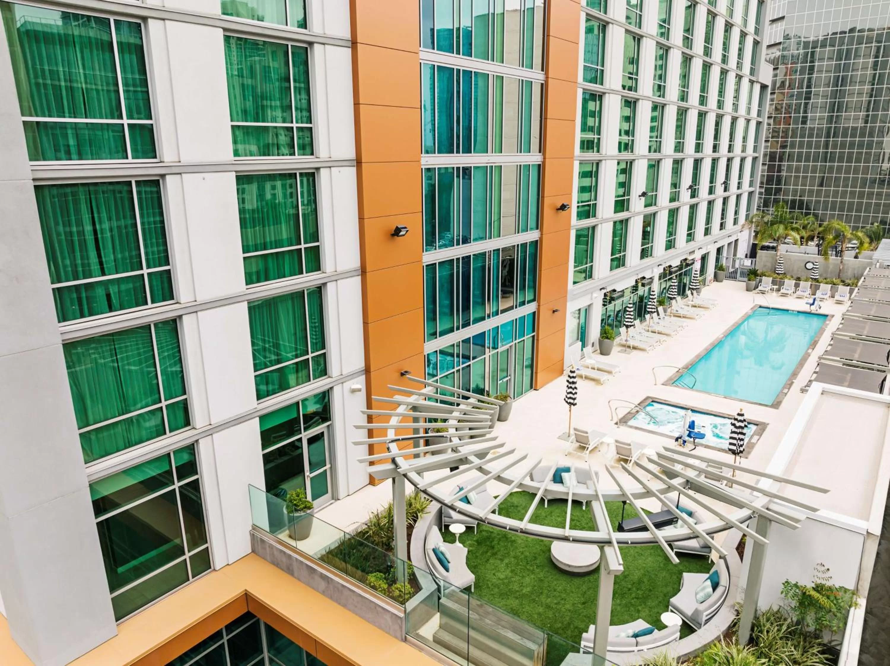 Pool view in Carte Hotel San Diego Downtown, Curio Collection By Hilton