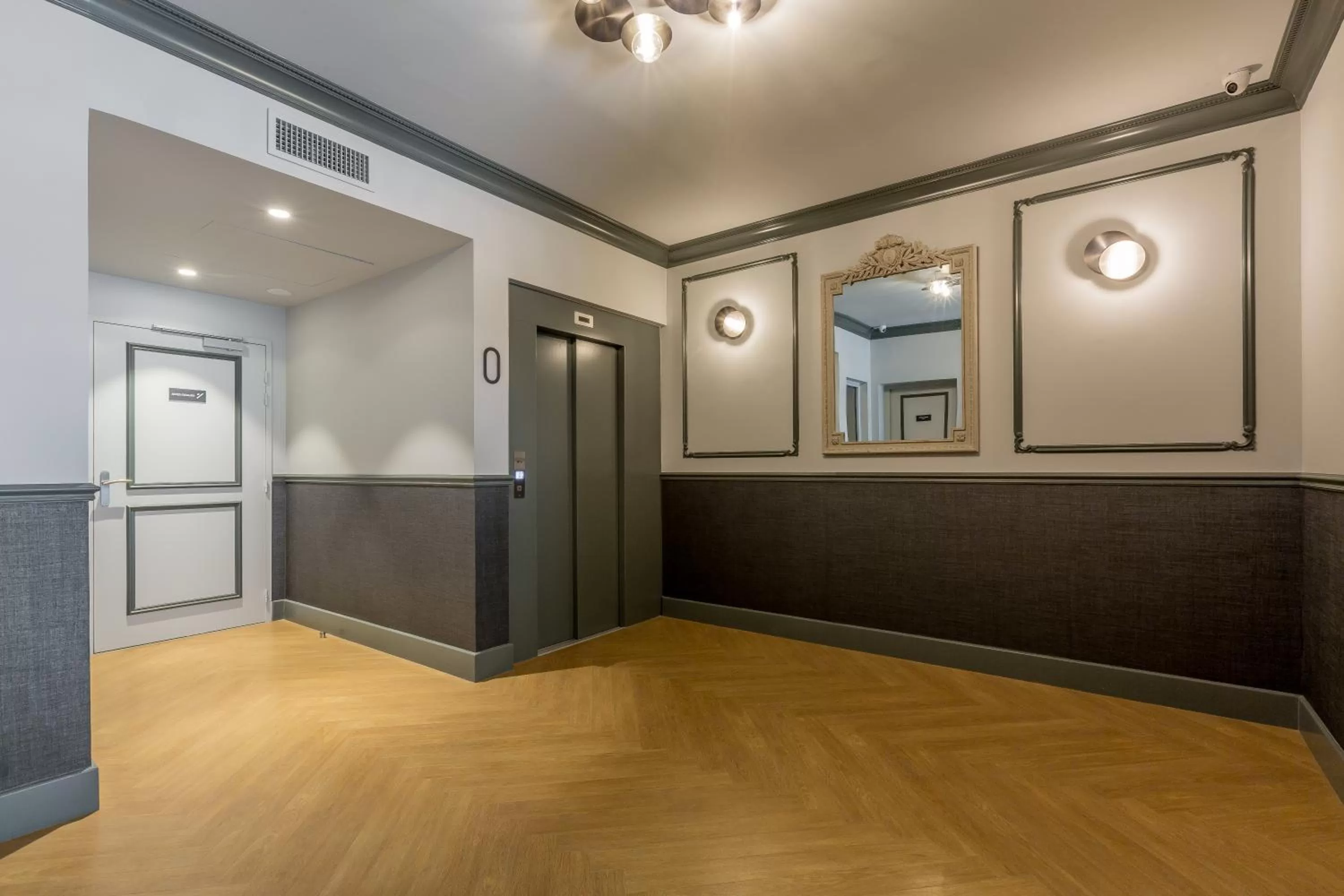 Property building in Edgar Suites Expo Paris Porte de Versailles