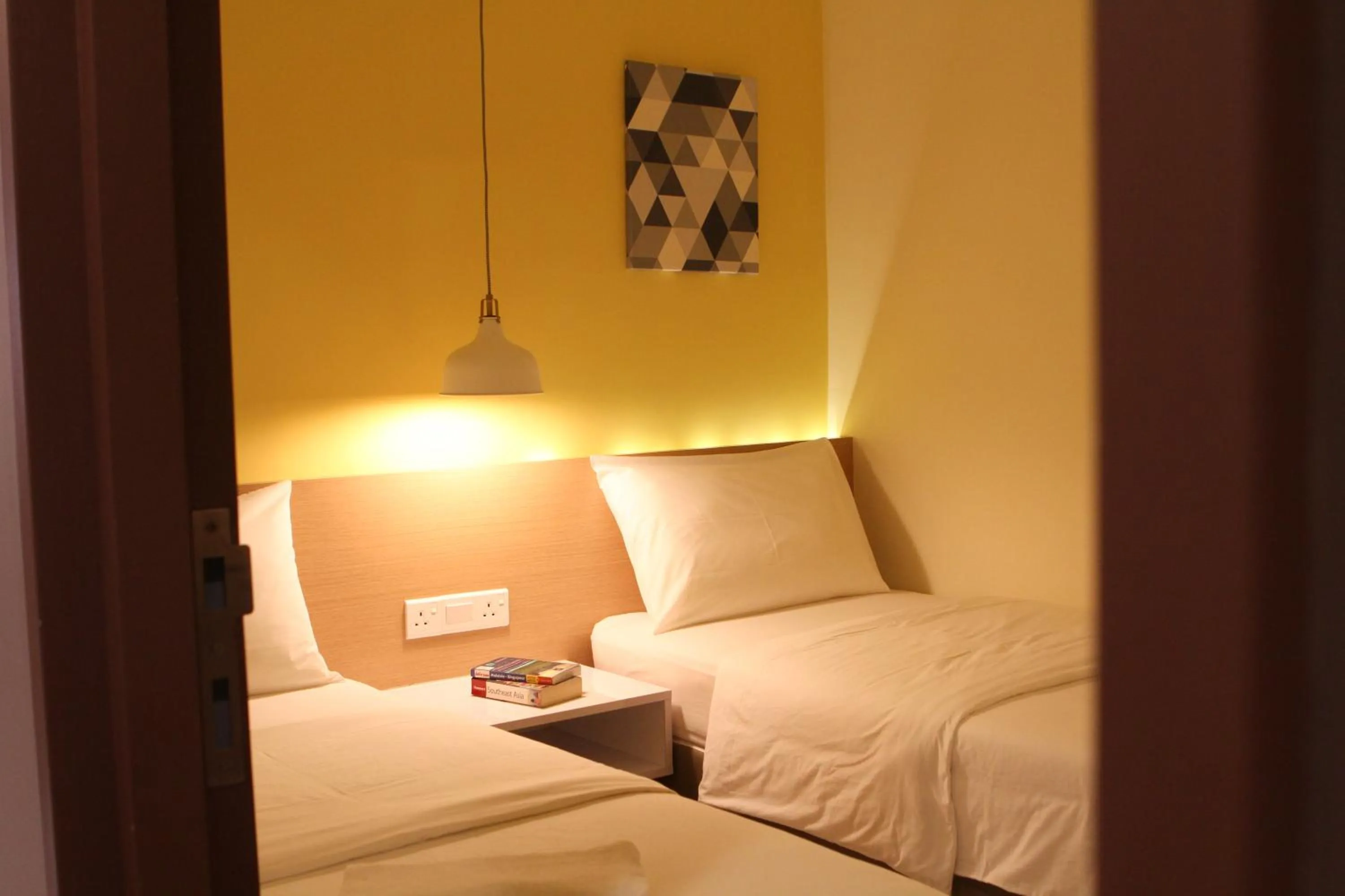 Bedroom, Bed in Hotel 1000 Miles