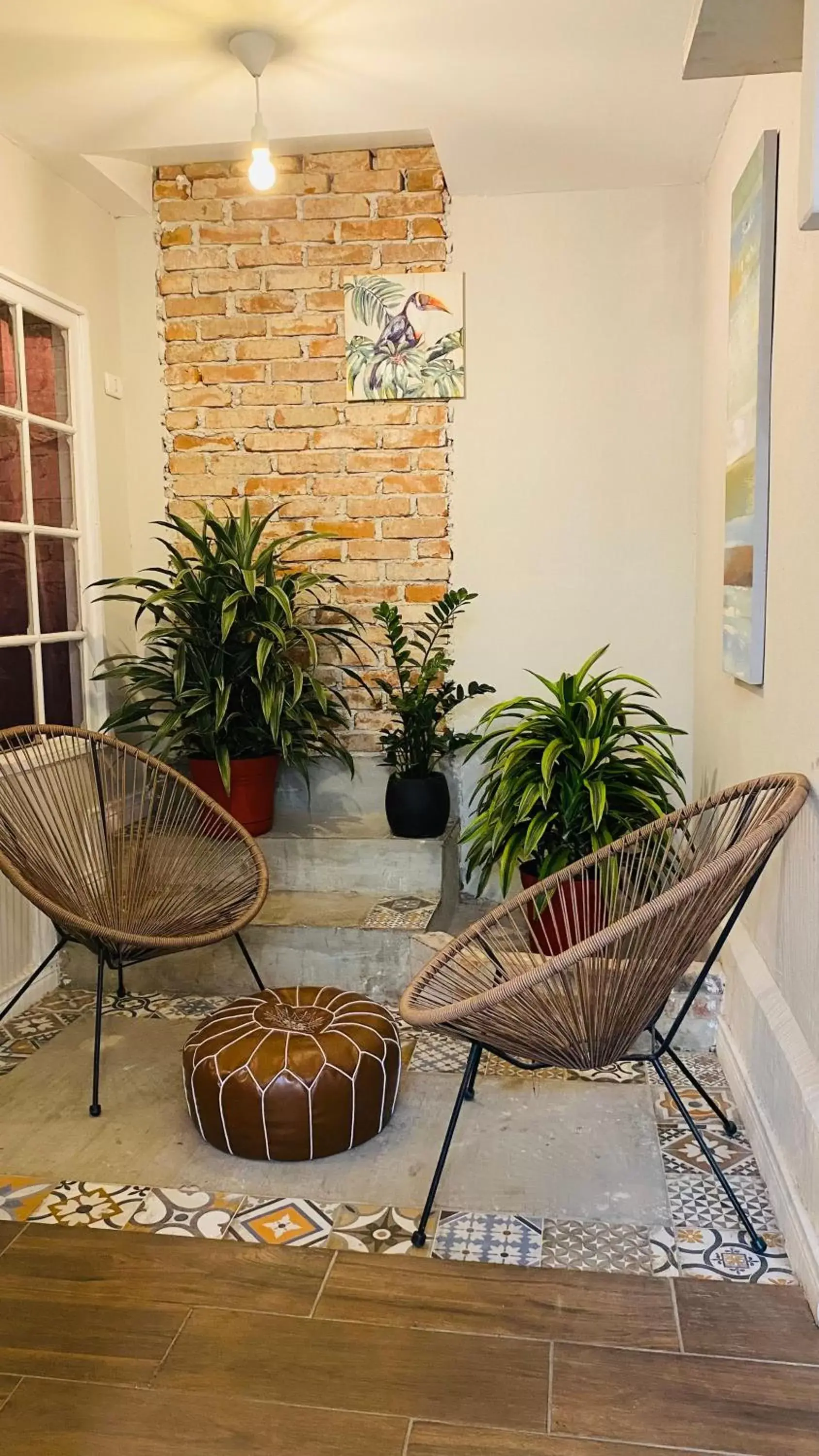 Seating area in Hotel Otoya 1907 Downtown