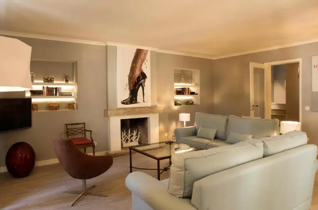 Living room, Seating Area in Hotel Casa Palmela - Small Luxury Hotels of The World, Hotel & Villas