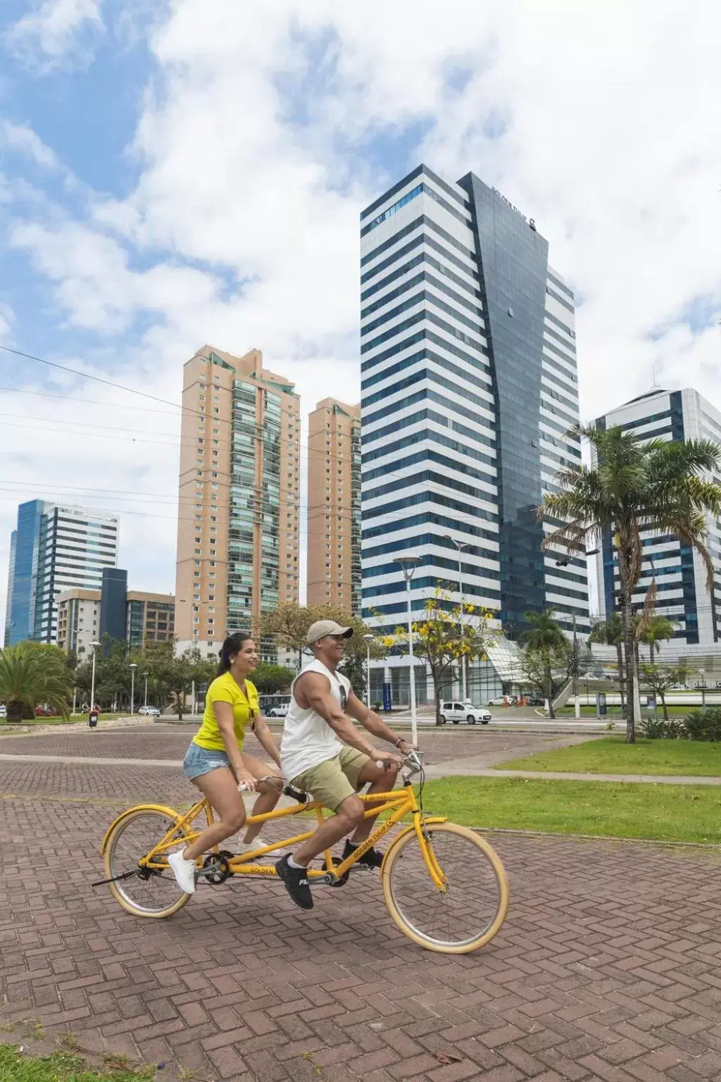 Facade/entrance in Golden Tulip Porto Vitória Facade/entrance in Golden Tulip Porto Vitória