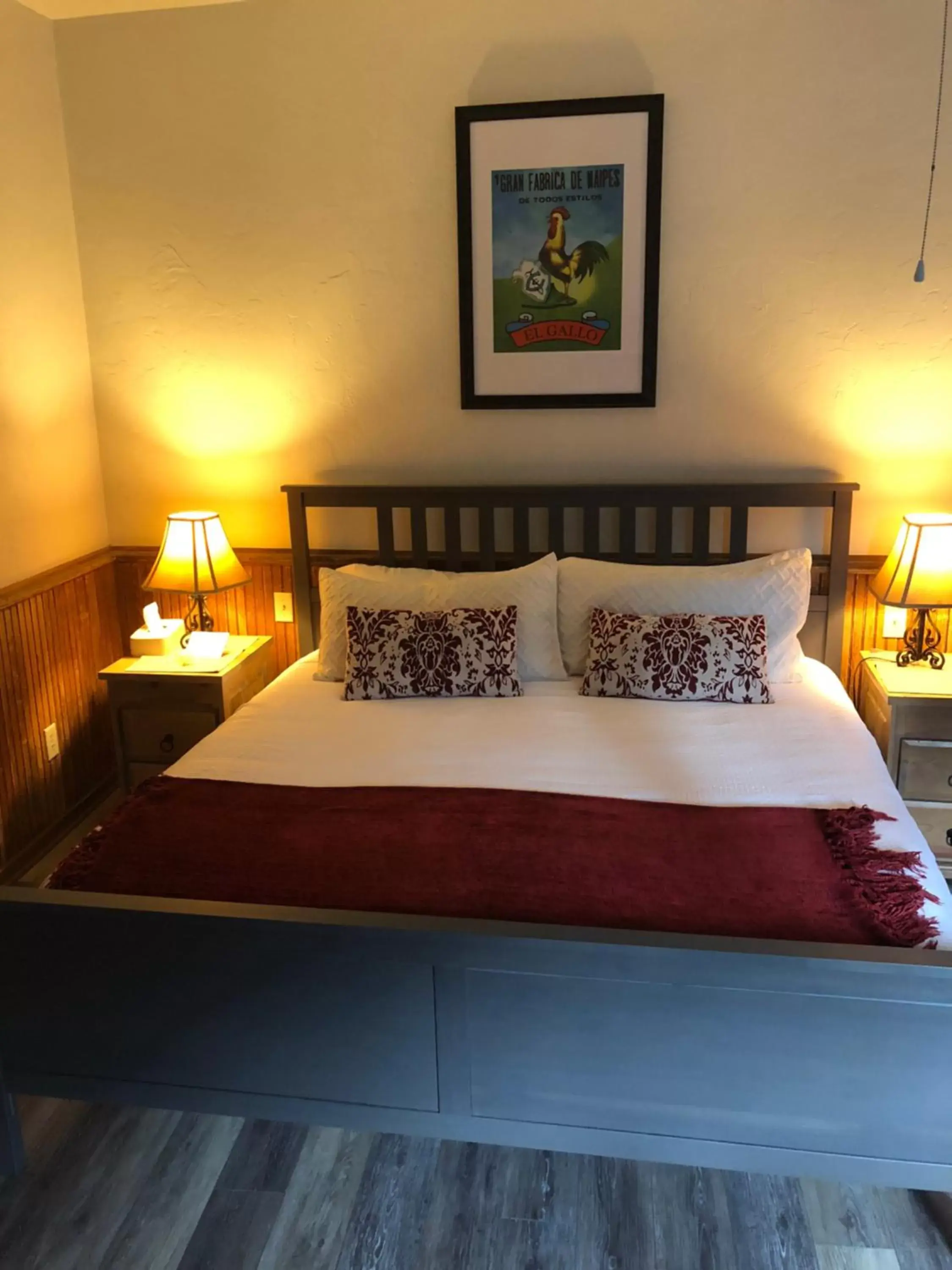 Bed in Hotel San Ramon