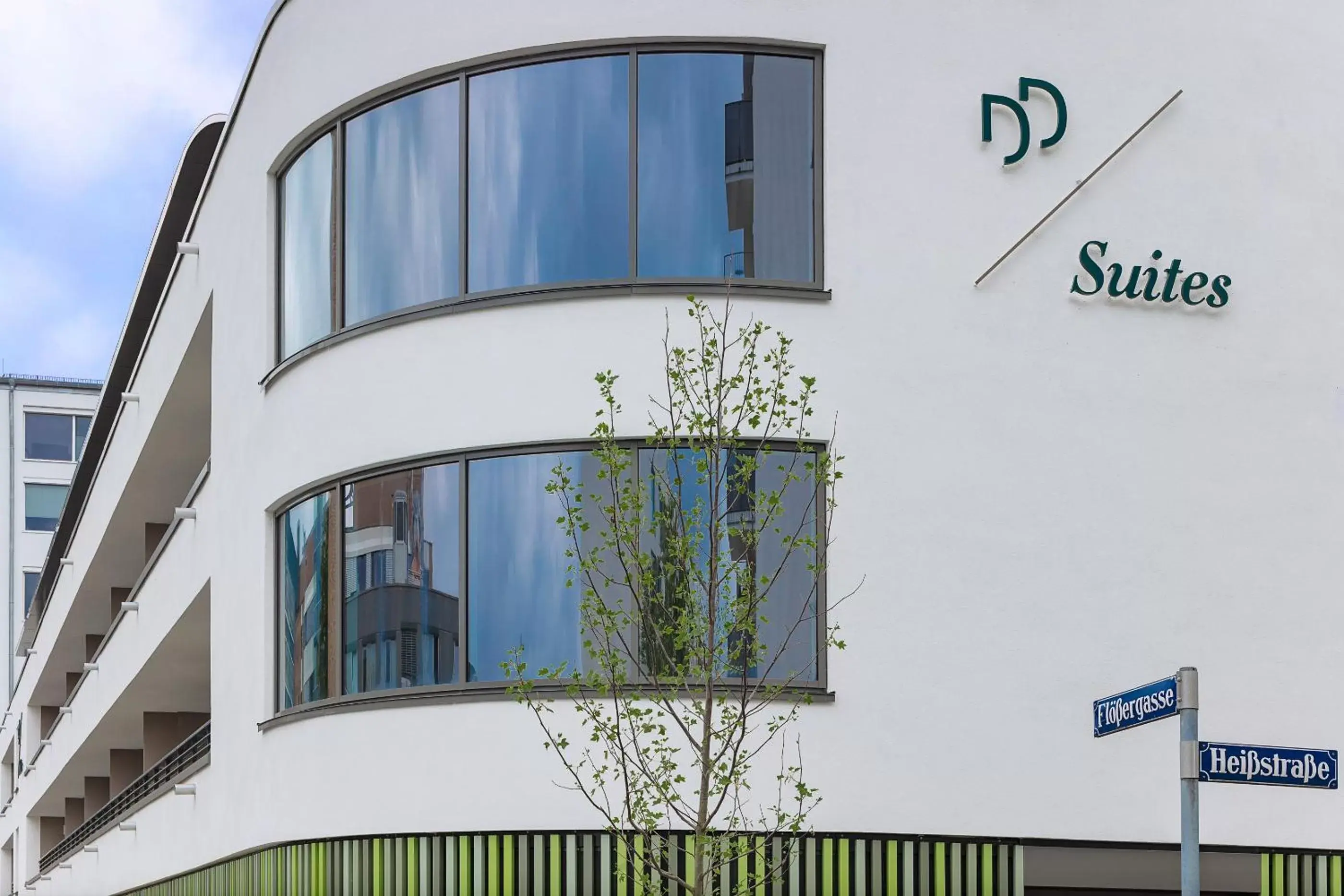 Facade/entrance in DD Suites Serviced Apartments Facade/entrance in DD Suites Serviced Apartments