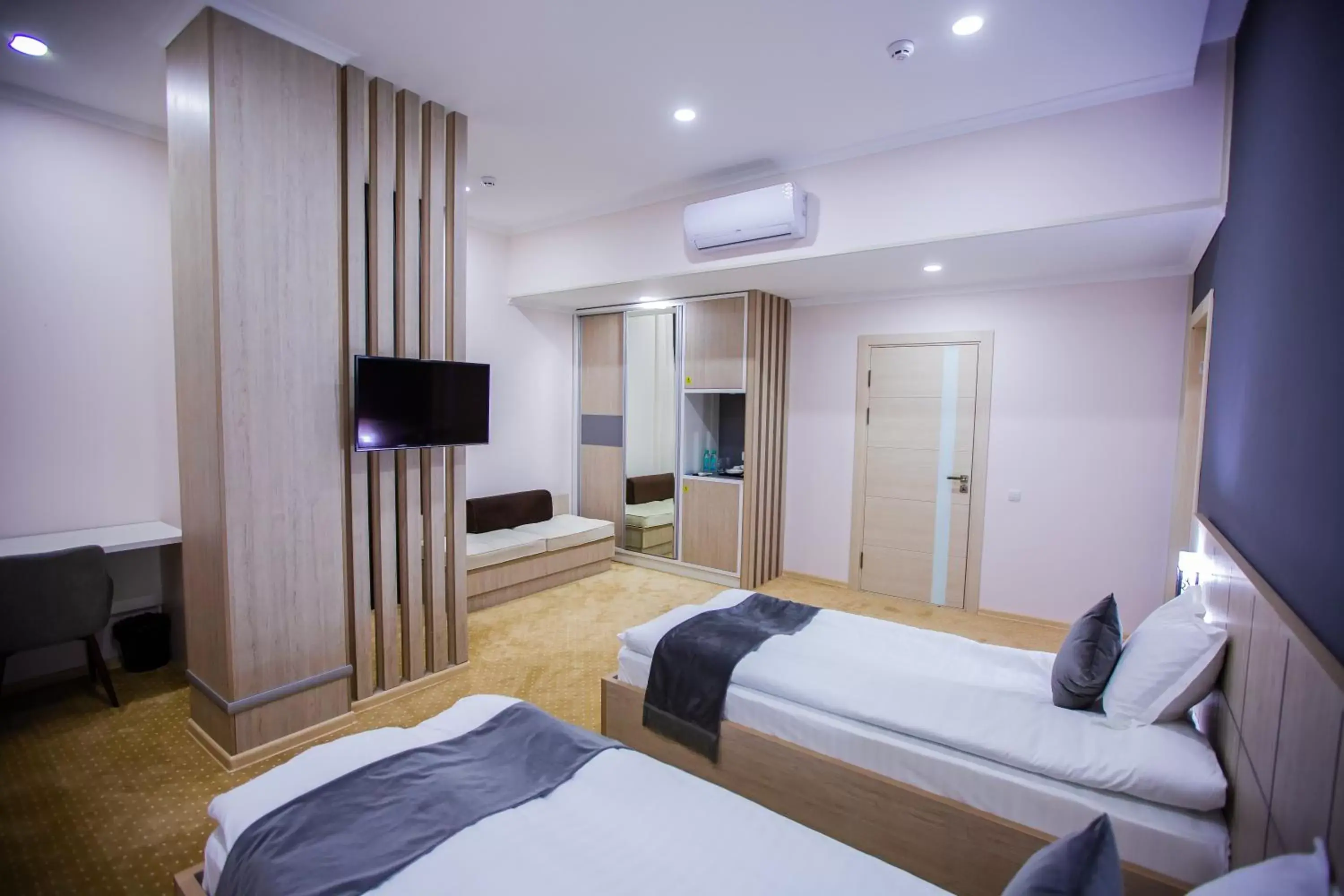 Twin Room with Balcony - single occupancy in Art Regency Premium Hotel, Free Airport Shuttle Service Twin Room with Balcony - single occupancy in Art Regency Premium Hotel, Free Airport Shuttle Service