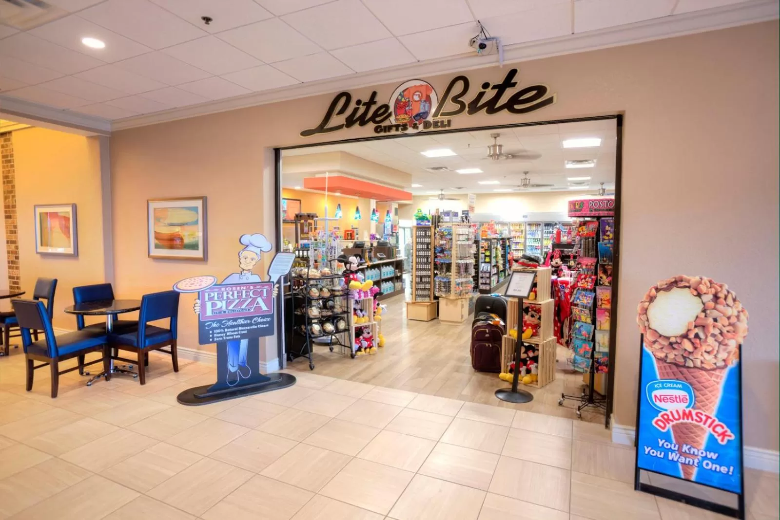 Restaurant/places to eat in Rosen Inn International Near The Parks