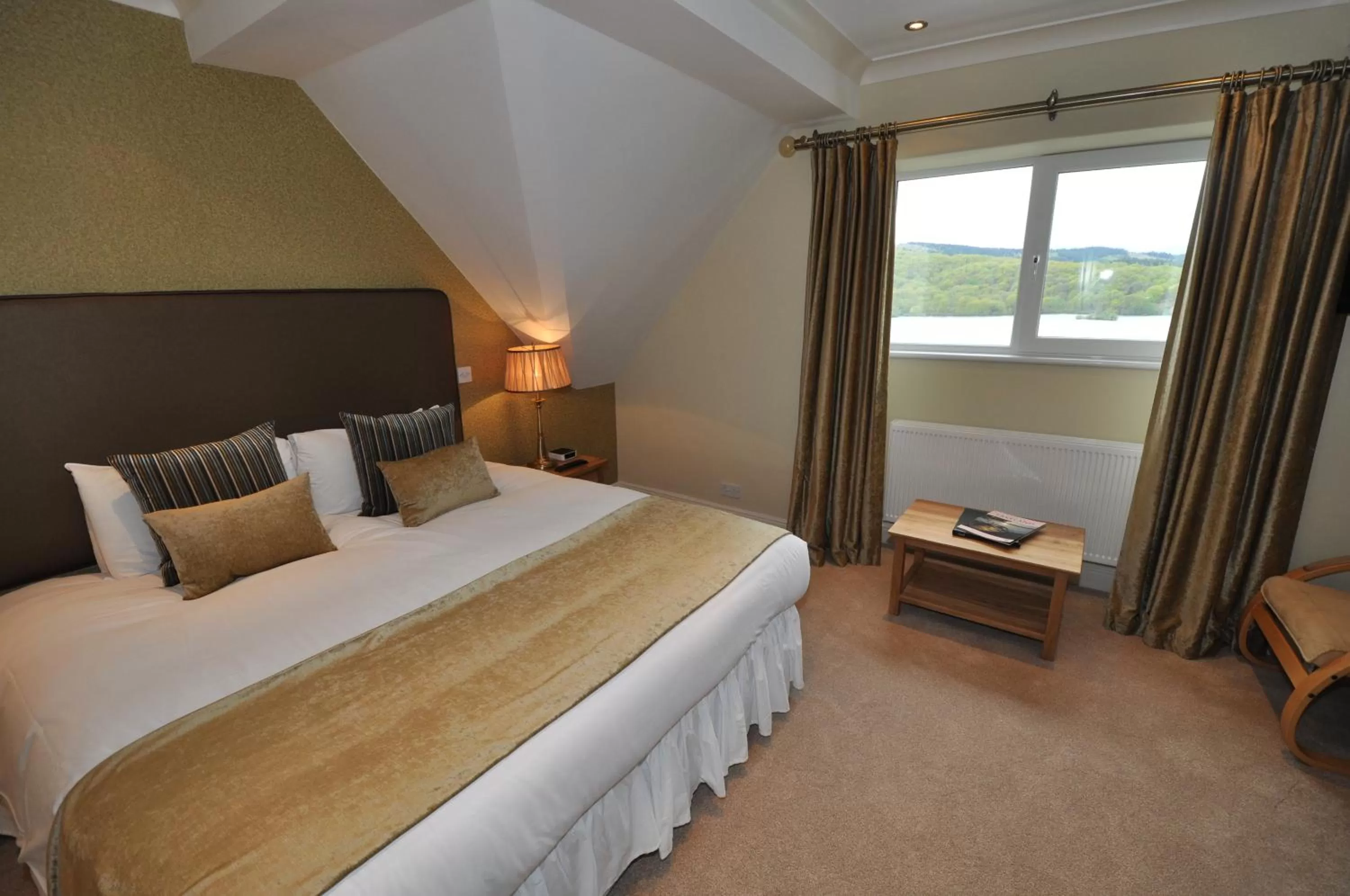 Bed in Beech Hill Hotel & Spa