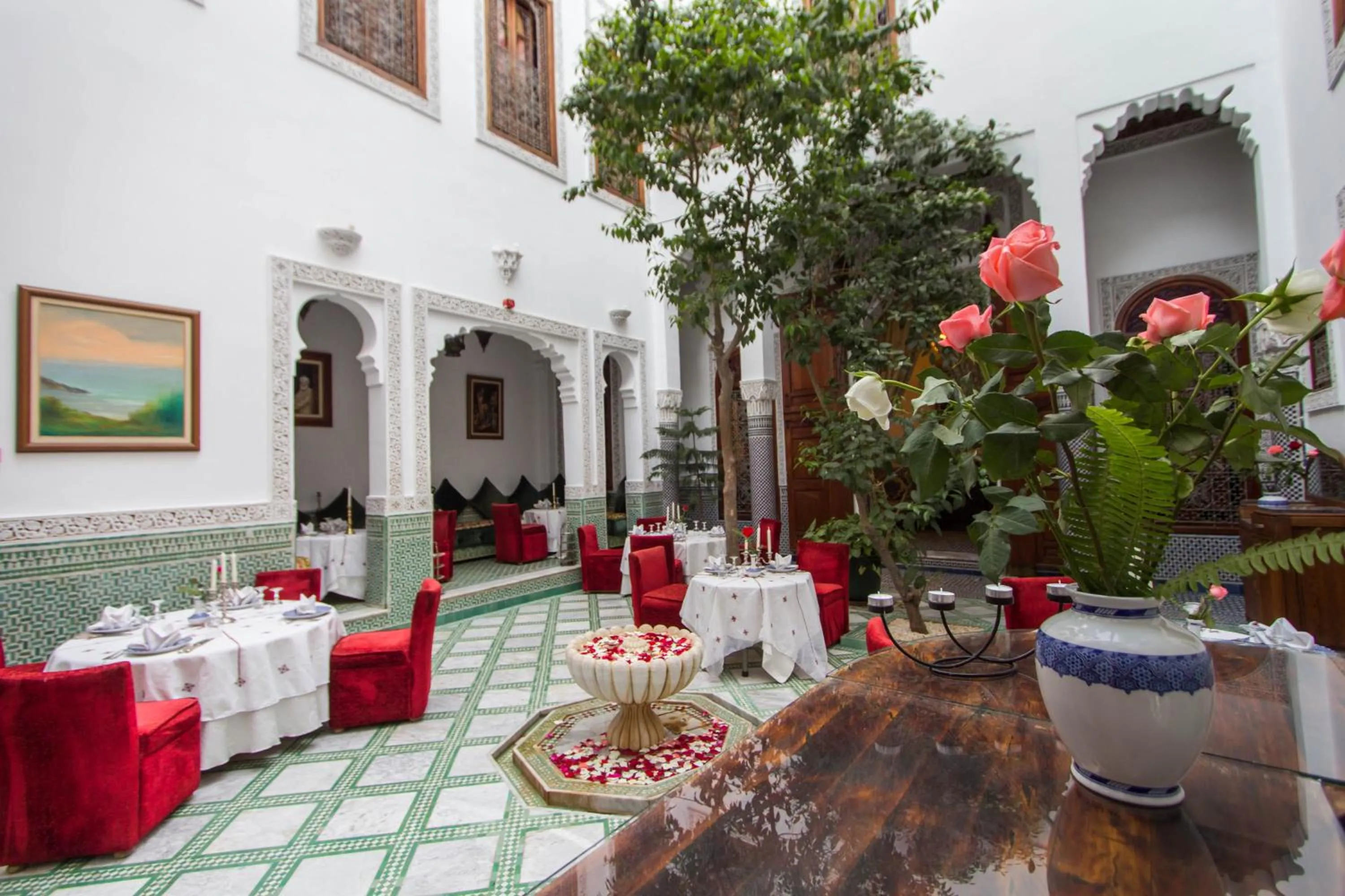 Restaurant/places to eat in Riad - Dar Al Andalous