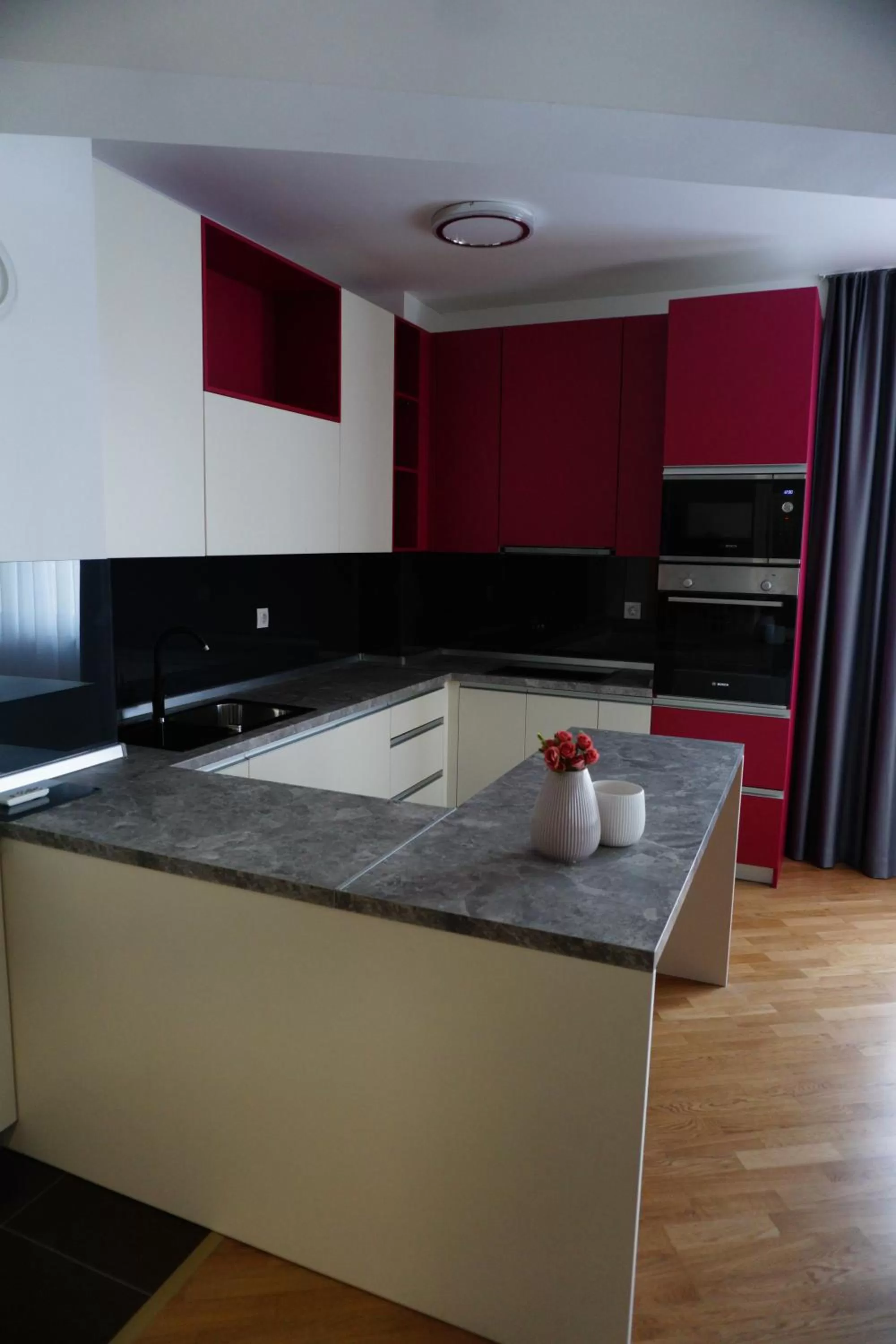 Kitchen or kitchenette, Bathroom in ILIDŽA SKY Apartments