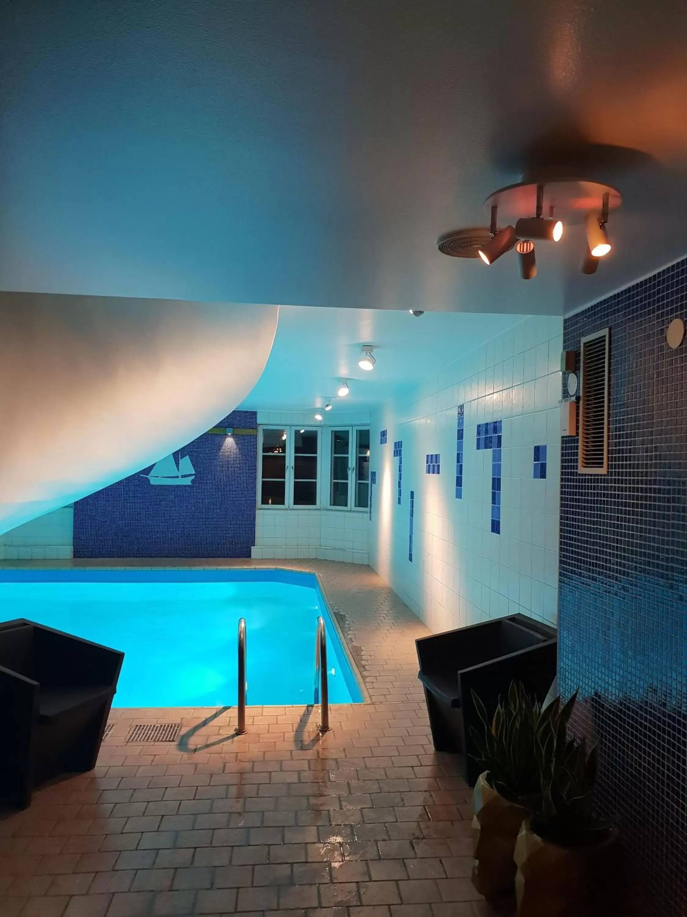 Swimming Pool in Quality Hotel Statt