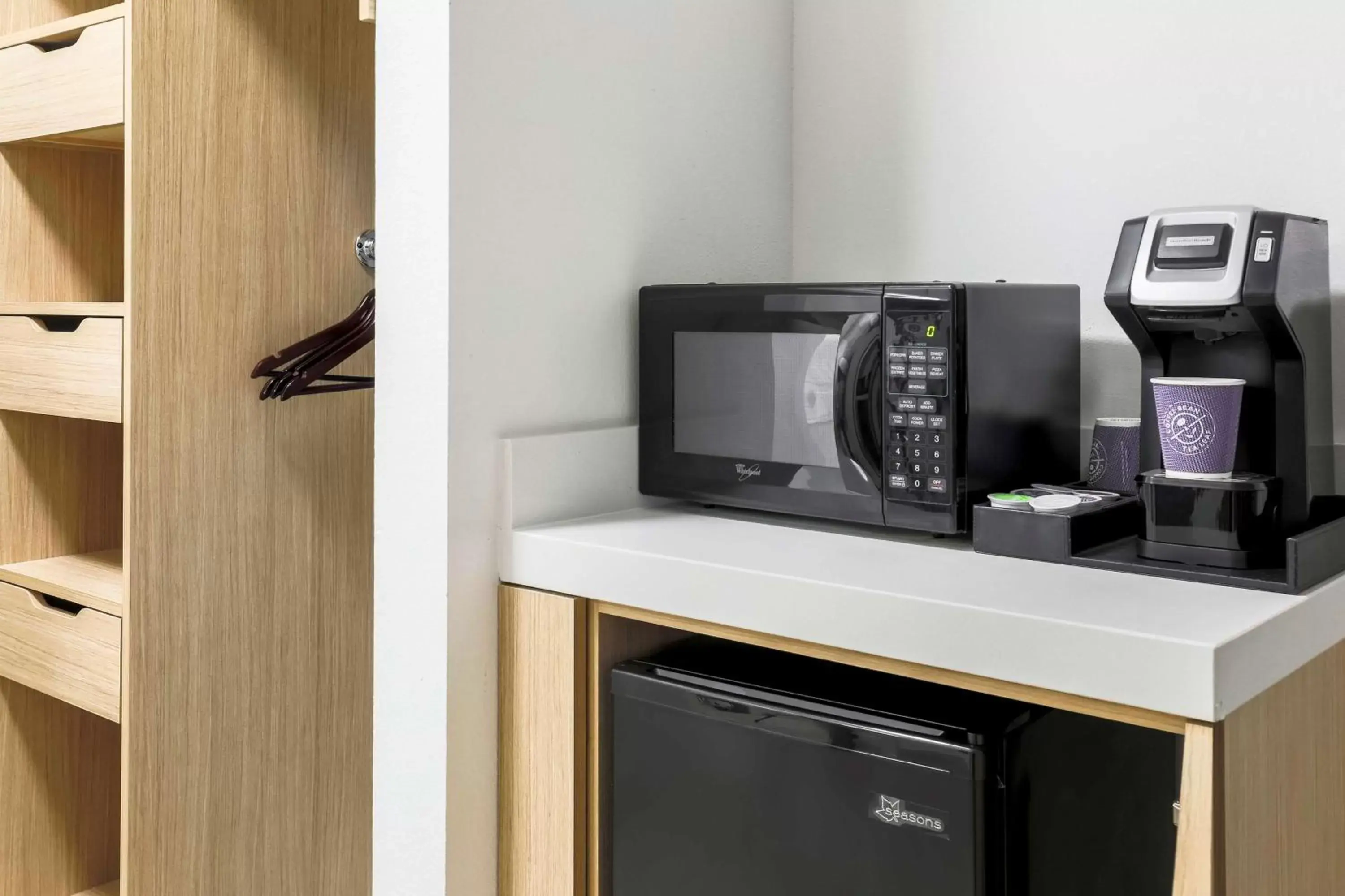 Queen Room with Two Queen Beds in Hilton Garden Inn Tulsa South Queen Room with Two Queen Beds in Hilton Garden Inn Tulsa South