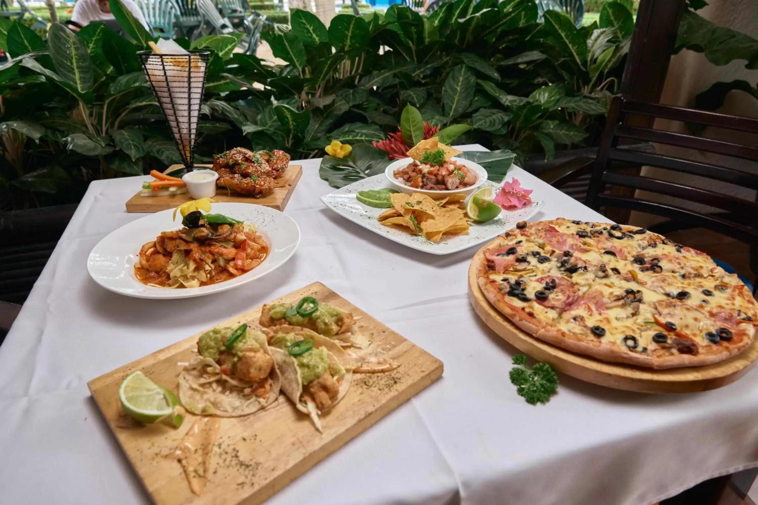 Food in Hotel Punta Leona Food in Hotel Punta Leona