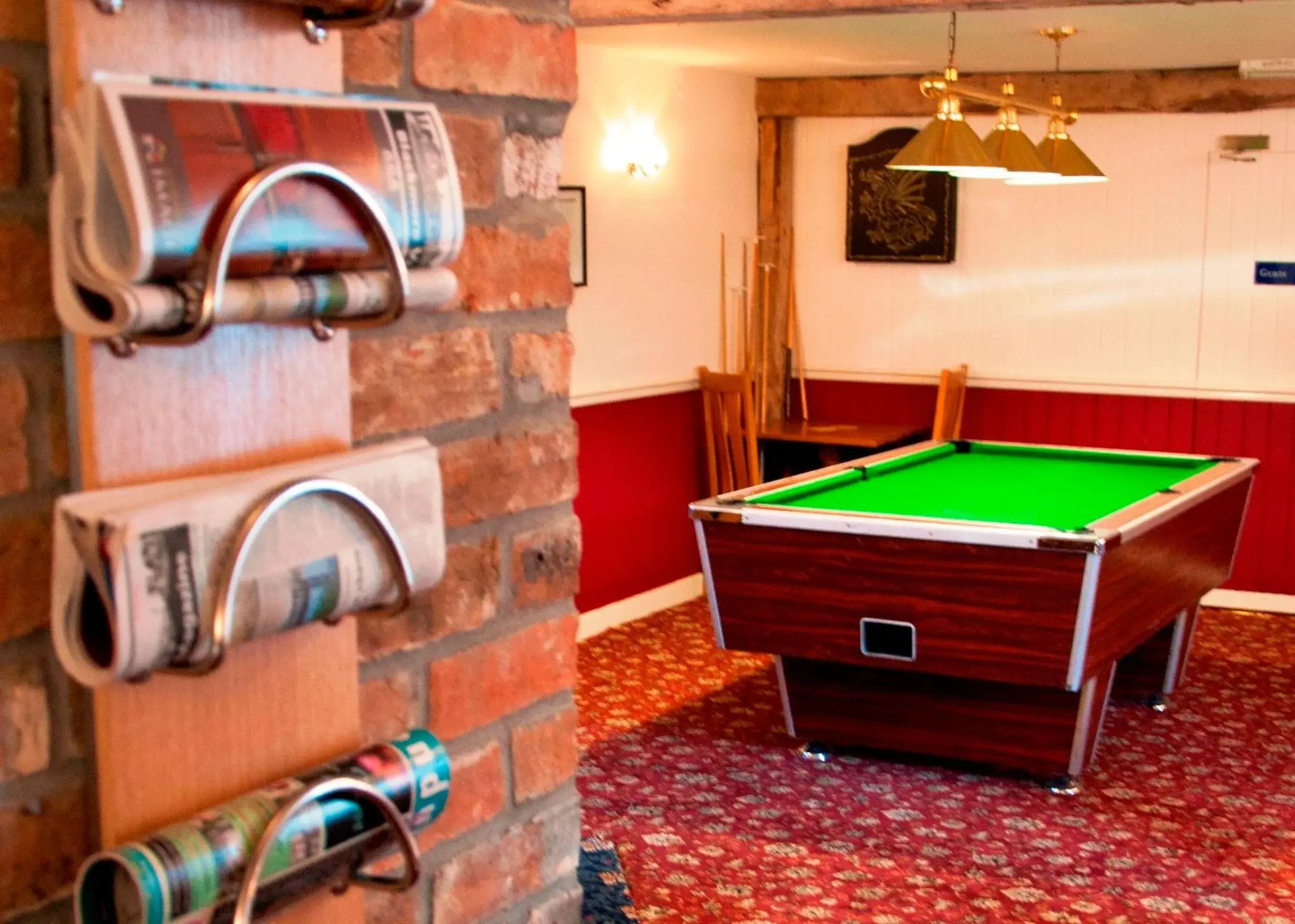 Game Room, Billiards in New Inn - Dorchester