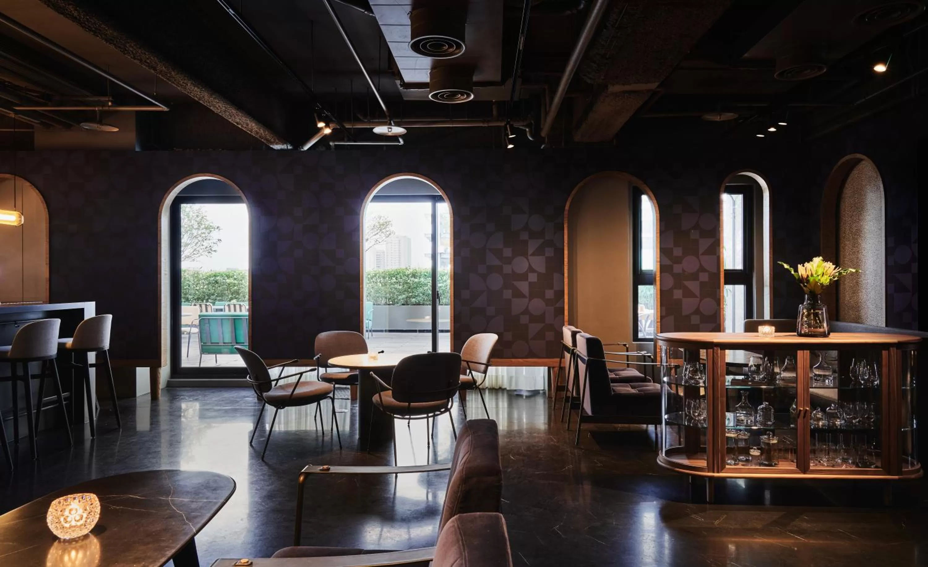 Lounge or bar in Kimpton Da An Taipei- an IHG Hotel